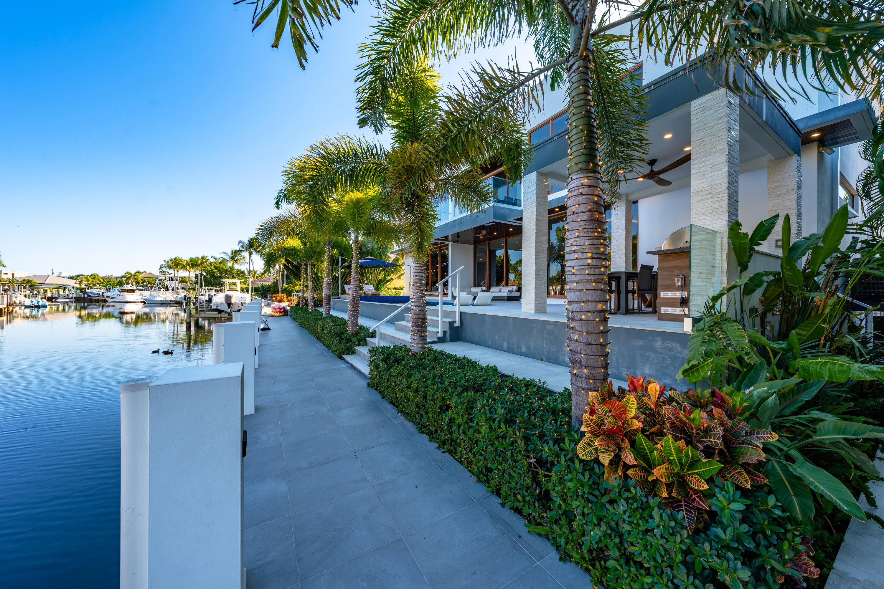 CORAL KEY VILLAS 2ND SEC - Residential