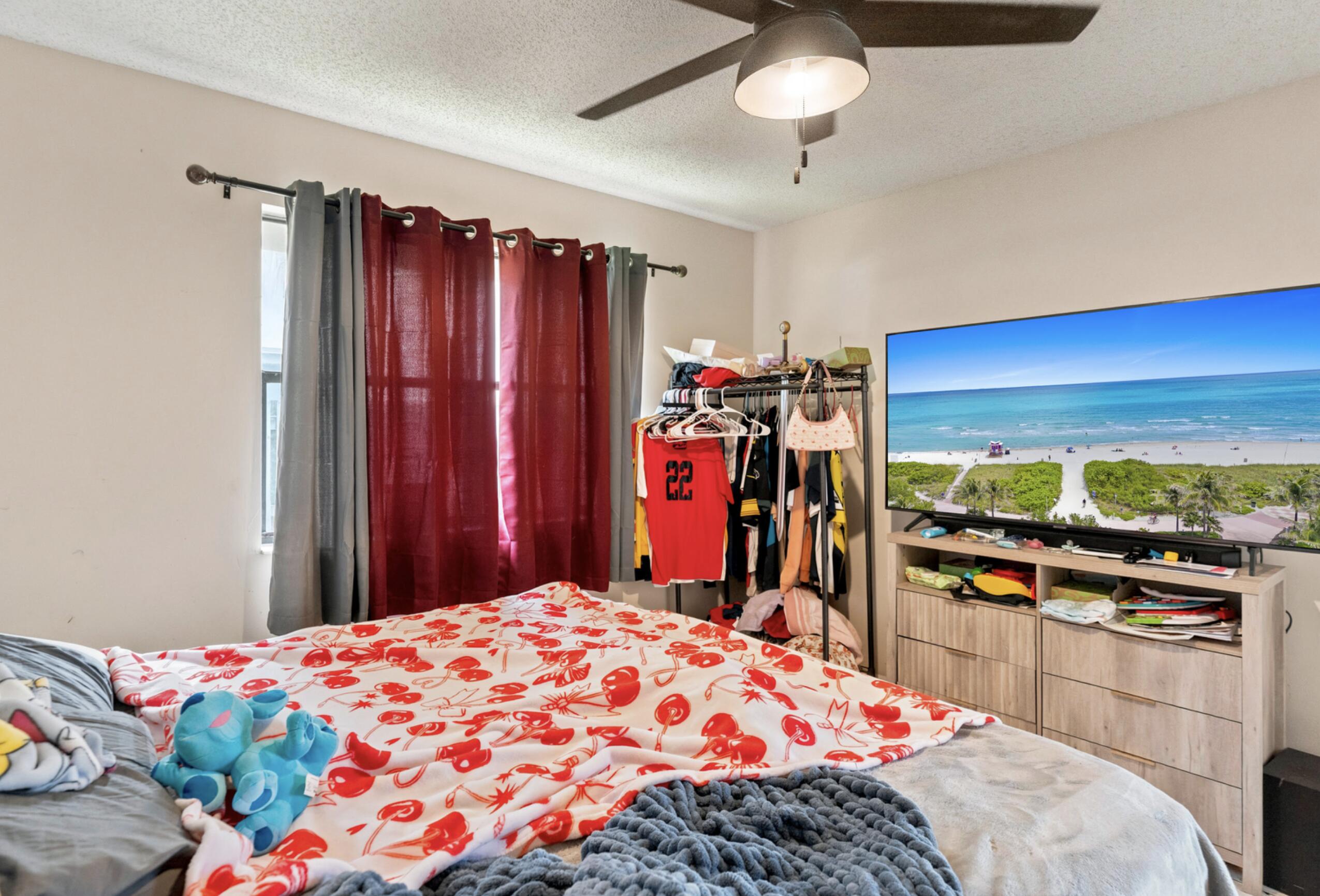 BEACHWOOD HEIGHTS - Residential