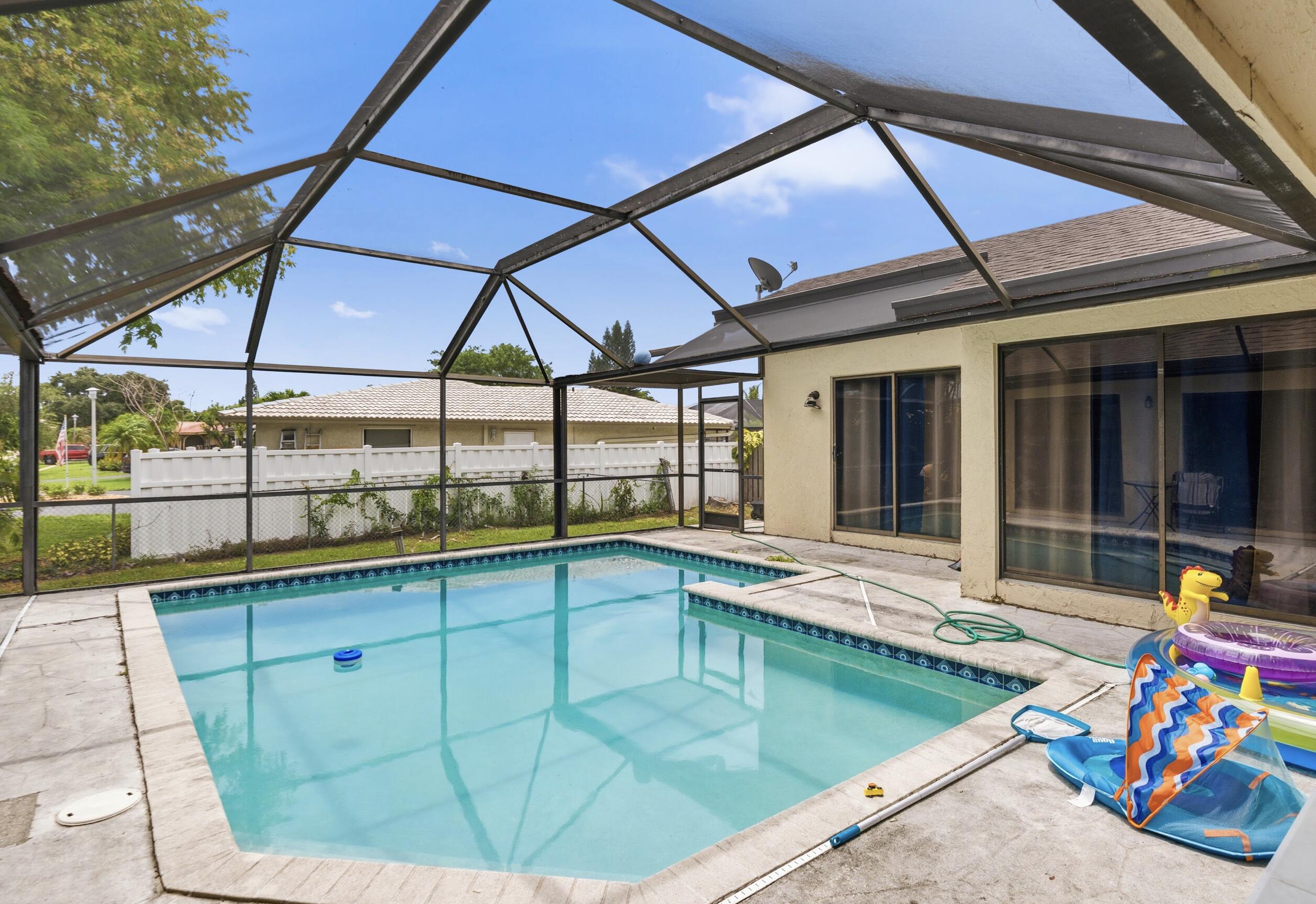 BEACHWOOD HEIGHTS - Residential