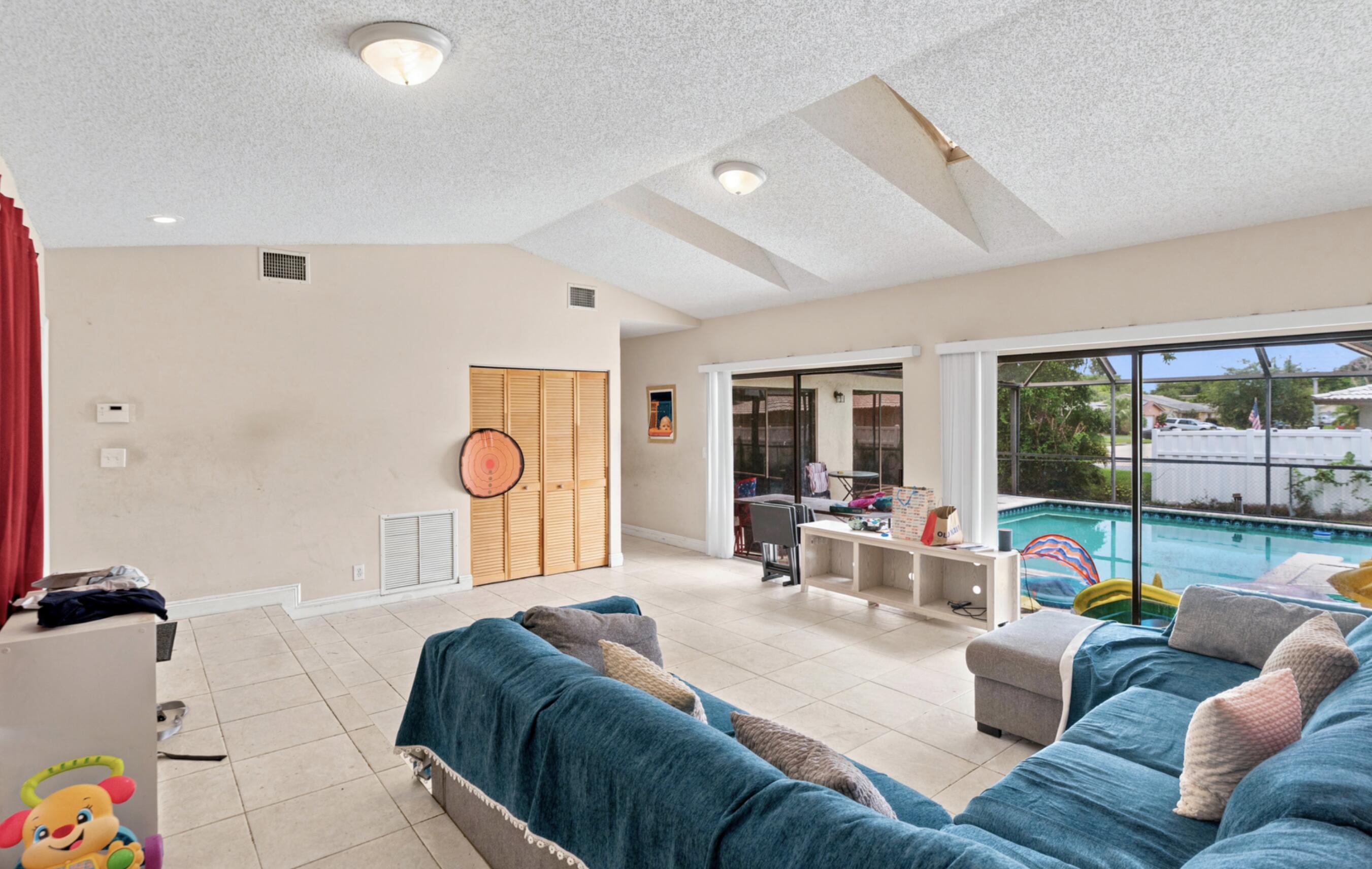BEACHWOOD HEIGHTS - Residential
