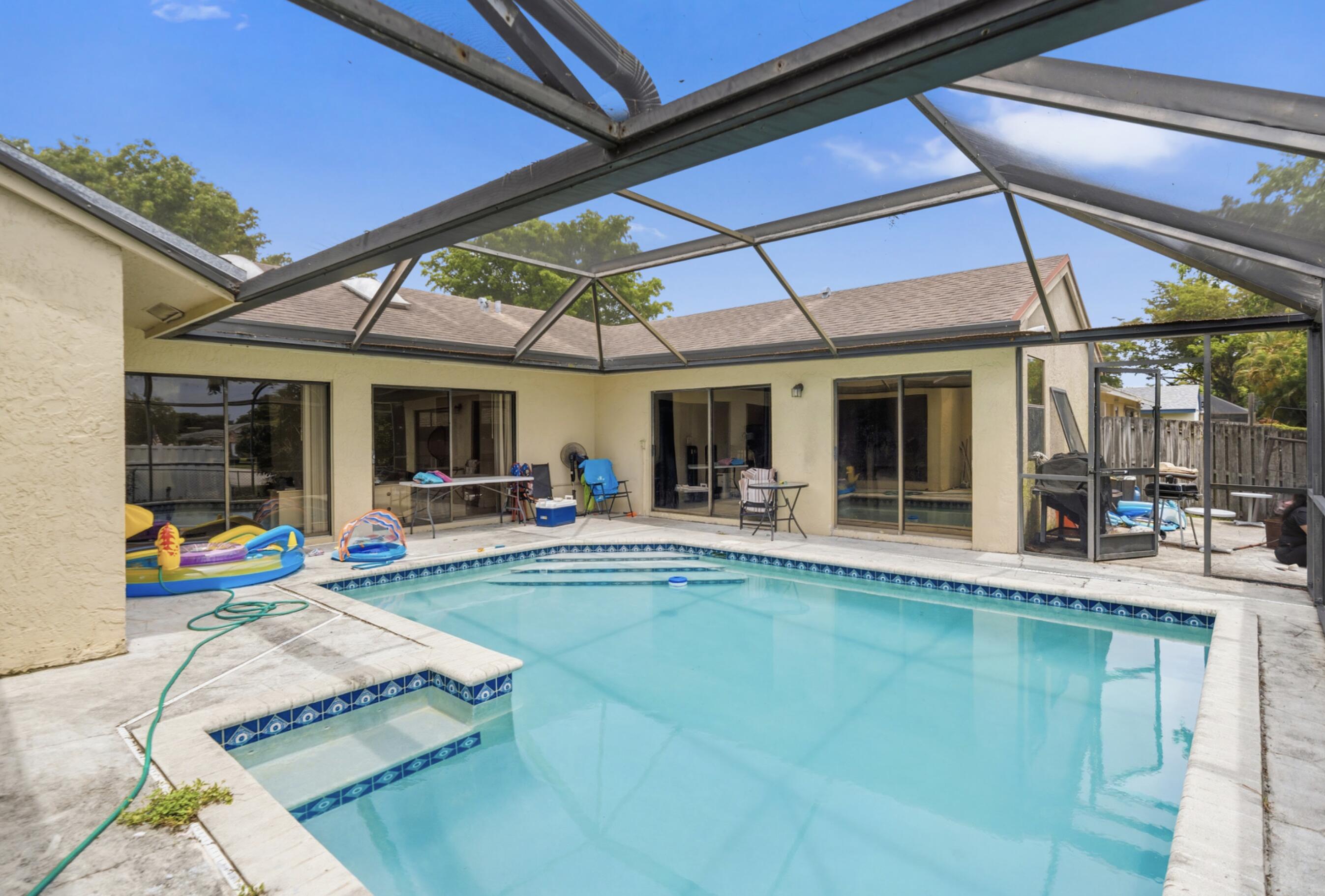 BEACHWOOD HEIGHTS - Residential