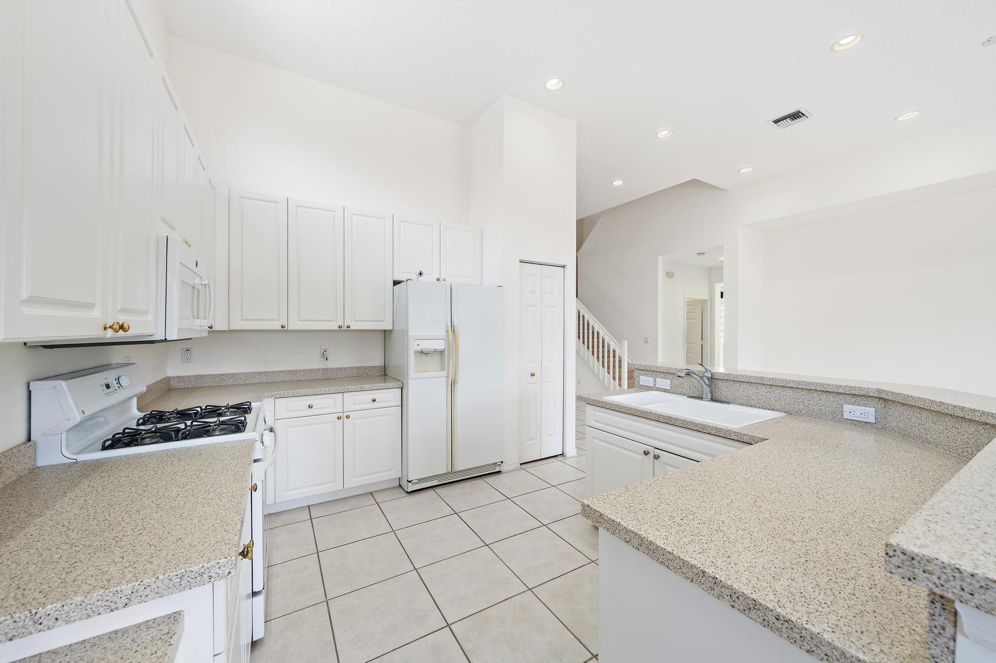 IBIS GOLF AND COUNTRY CLUB 18 - Residential