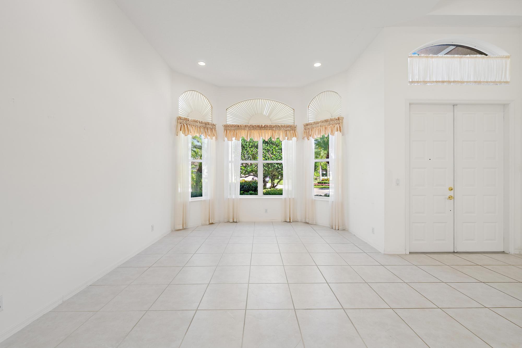 IBIS GOLF AND COUNTRY CLUB 18 - Residential