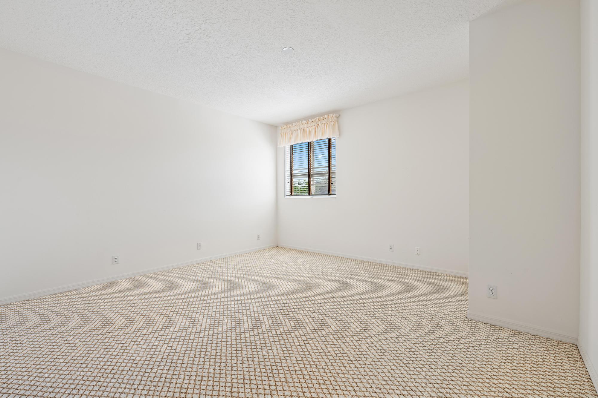IBIS GOLF AND COUNTRY CLUB 18 - Residential