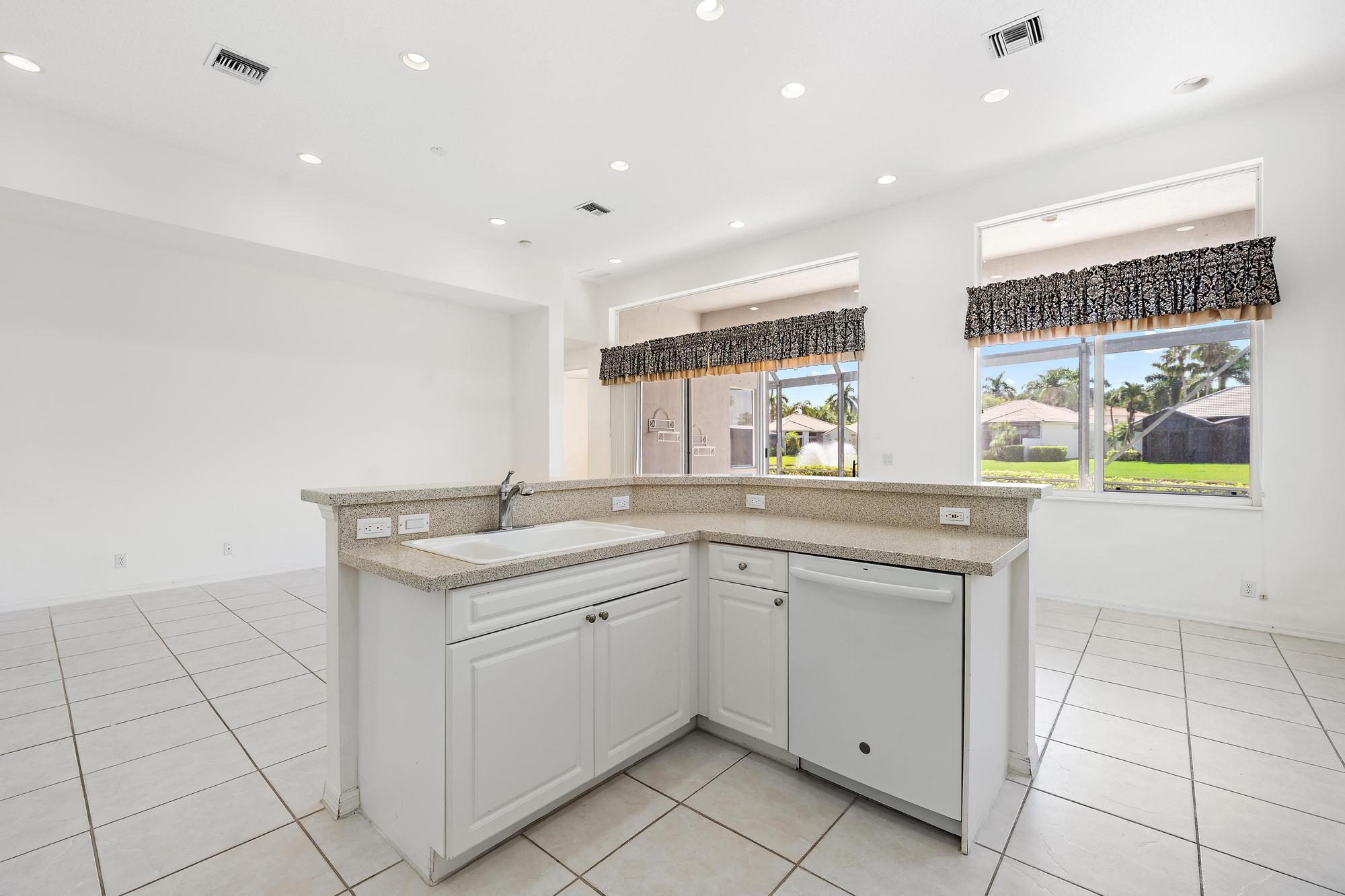 IBIS GOLF AND COUNTRY CLUB 18 - Residential