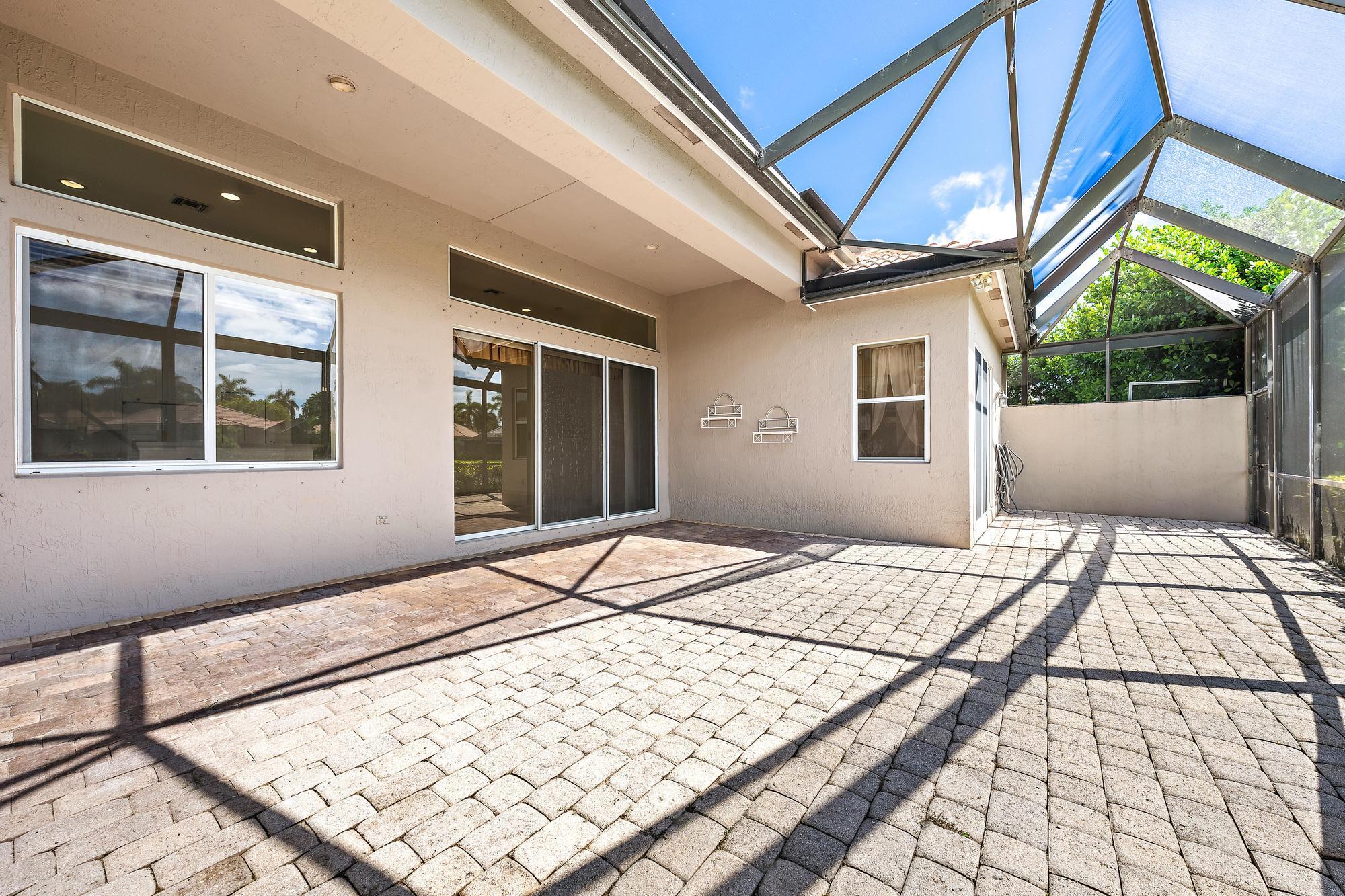 IBIS GOLF AND COUNTRY CLUB 18 - Residential