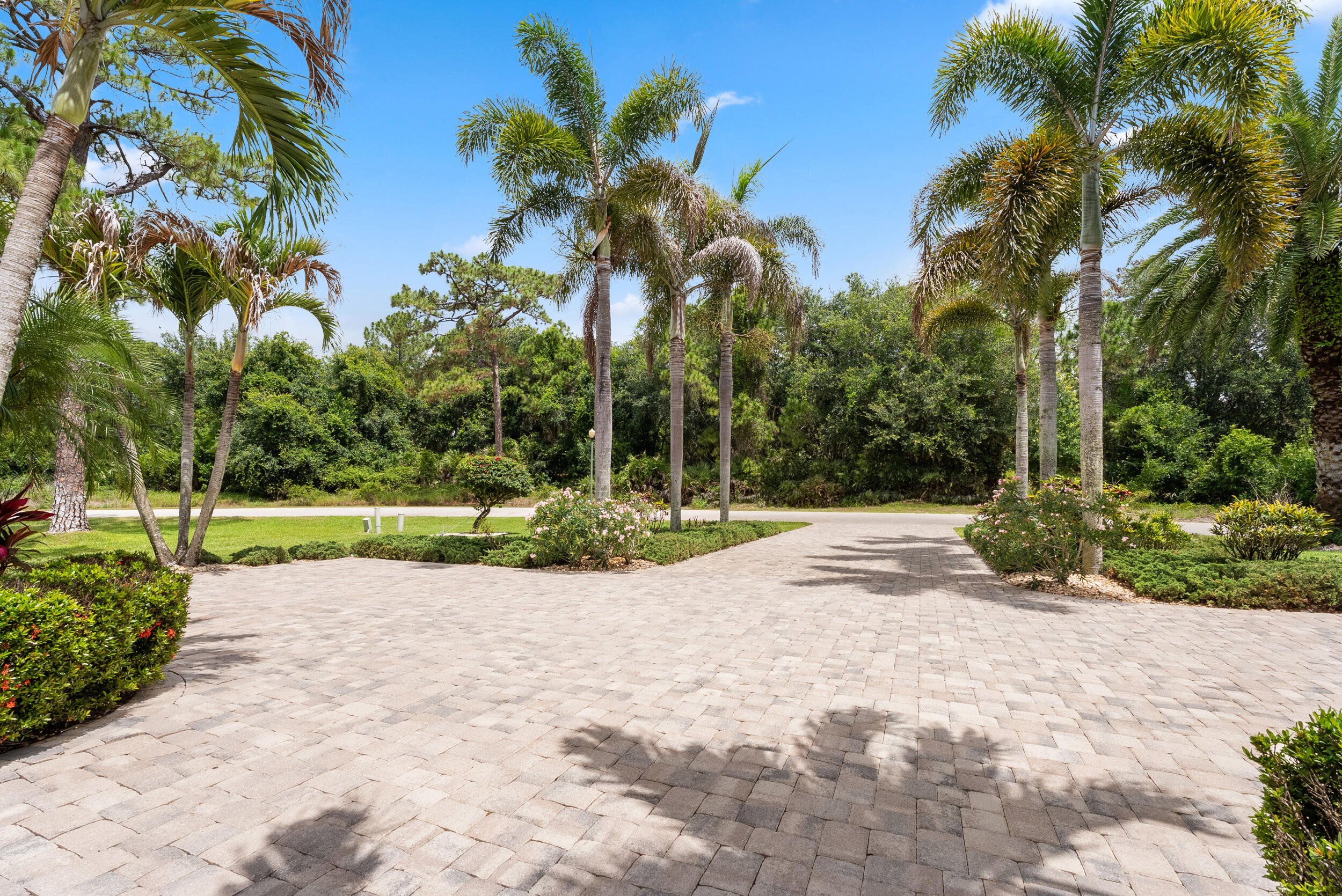 COBBLESTONE - Residential