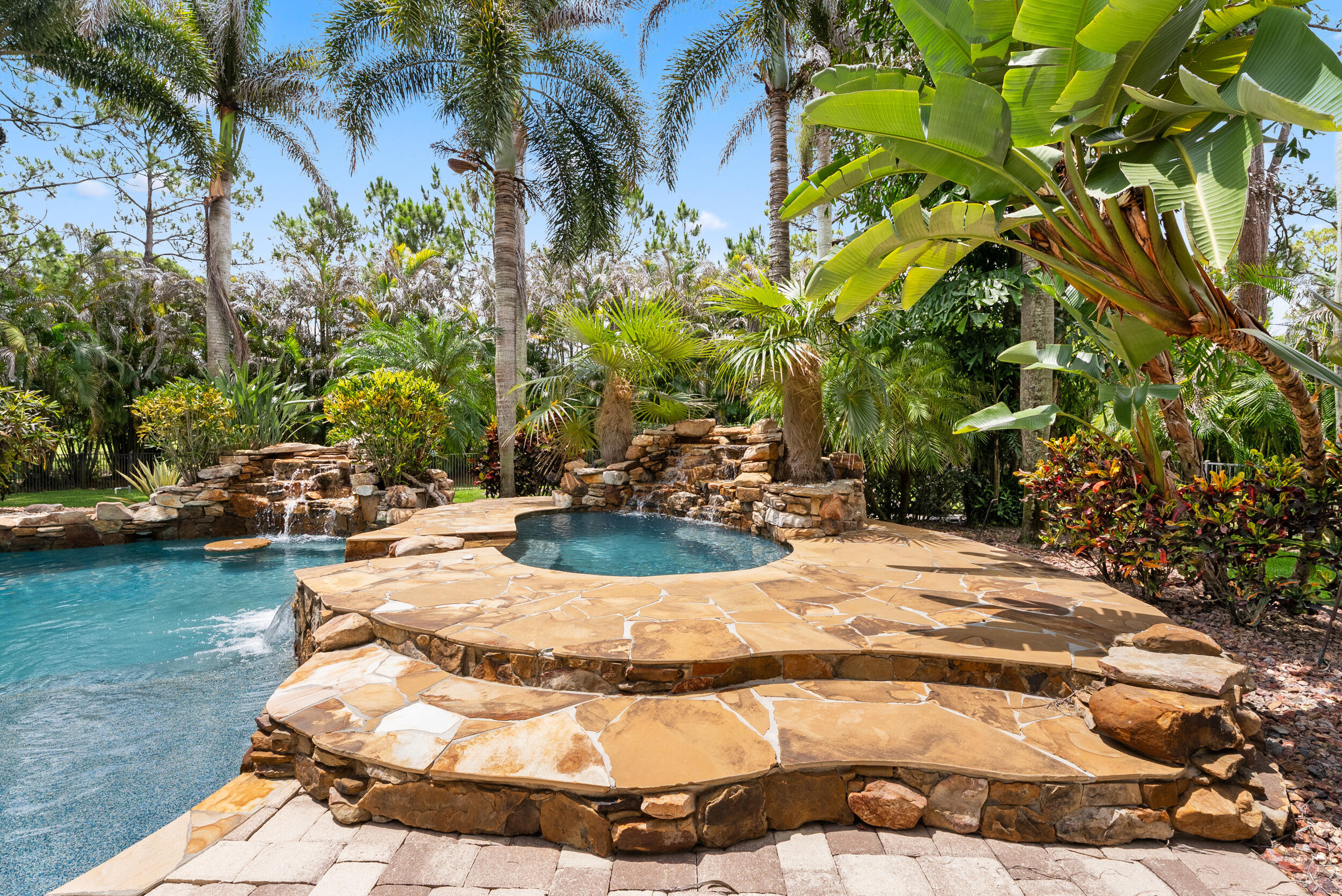 COBBLESTONE - Residential