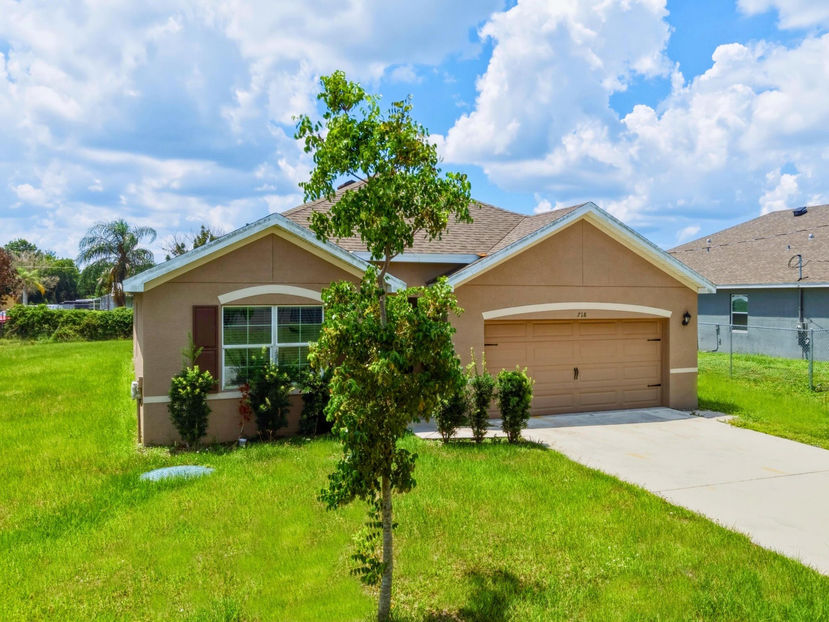 PORT ST LUCIE SECTION 9 - Residential