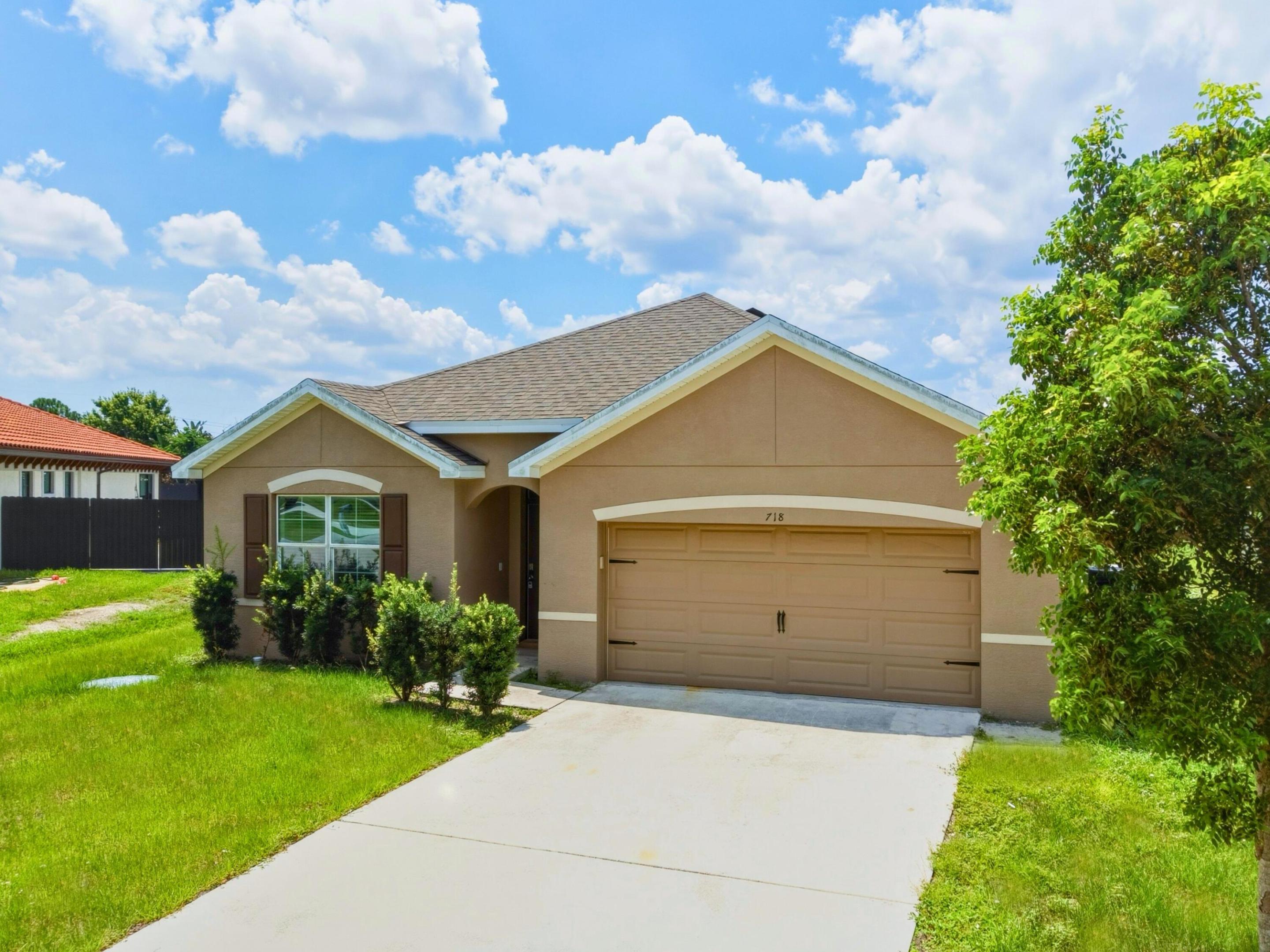 PORT ST LUCIE SECTION 9 - Residential