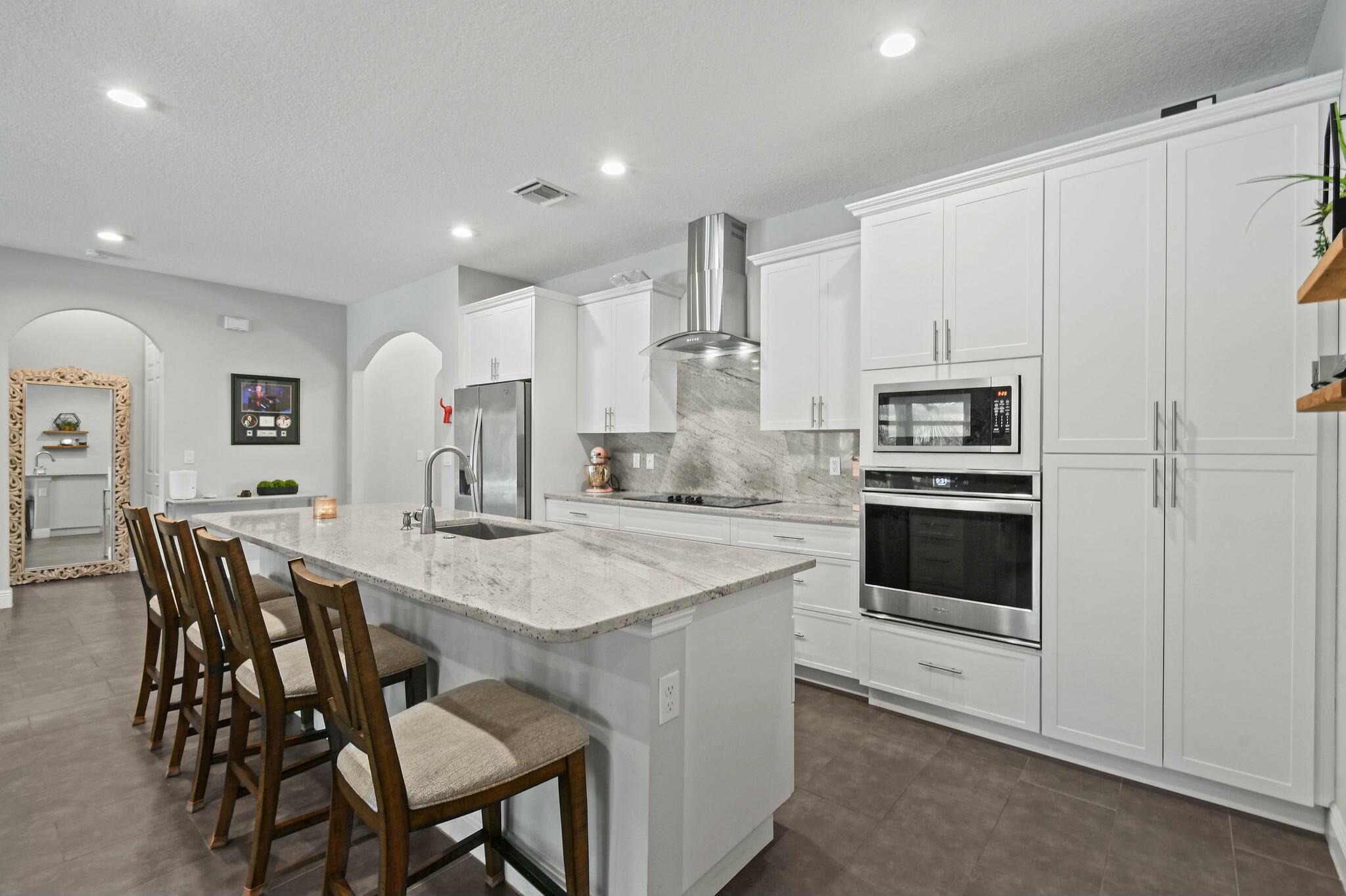 PORT ST LUCIE SECTION 7 - Residential Lease
