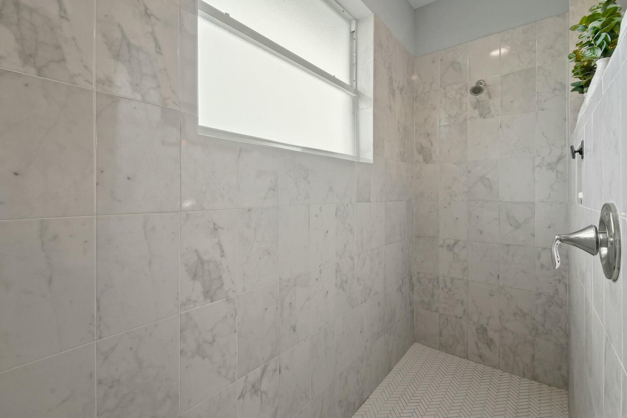 PORT ST LUCIE SECTION 7 - Residential Lease