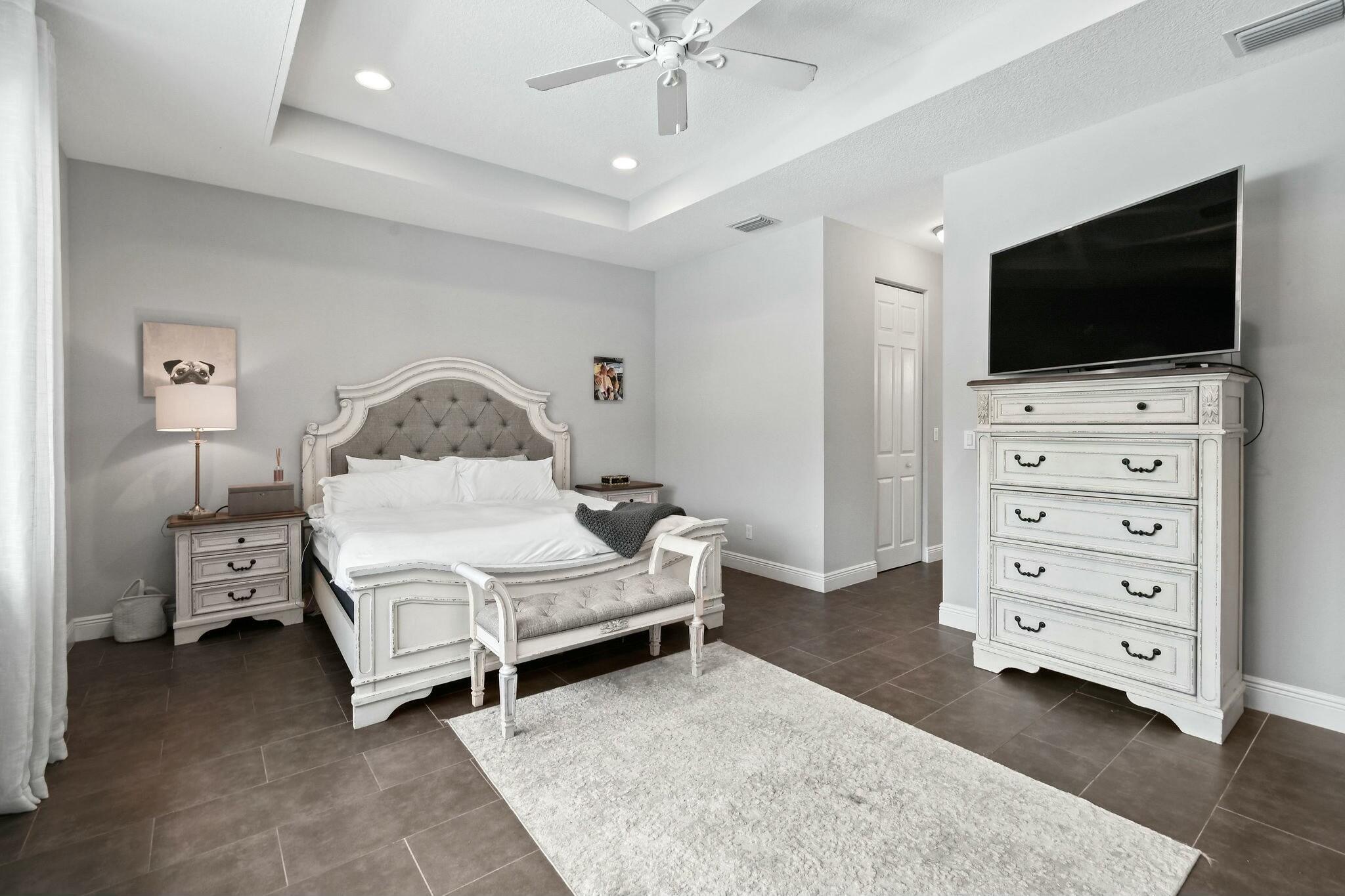 PORT ST LUCIE SECTION 7 - Residential Lease