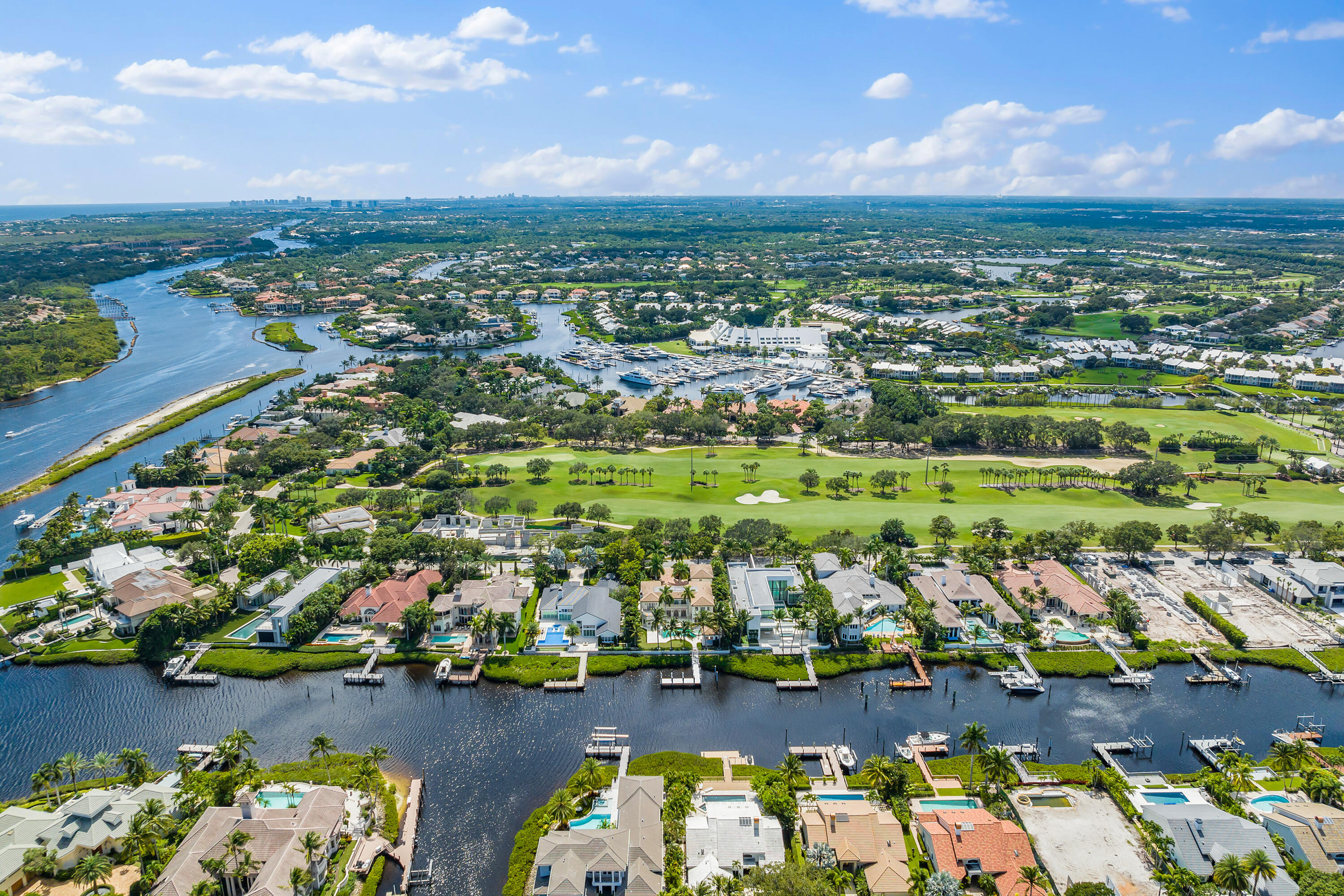 ADMIRALS COVE PAR C - Residential