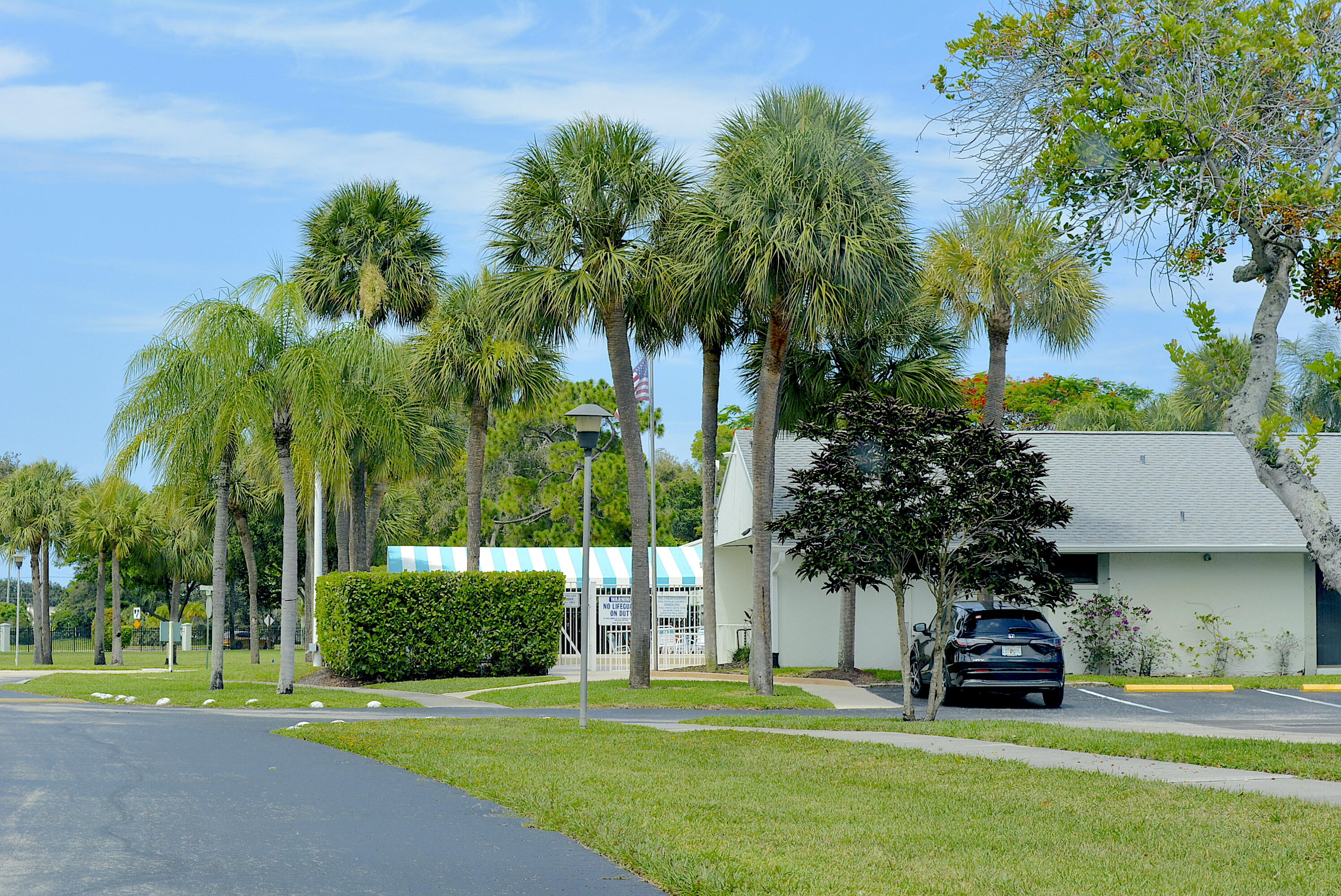 PALM CLUB WEST VILLAGE 1 CONDO - Residential