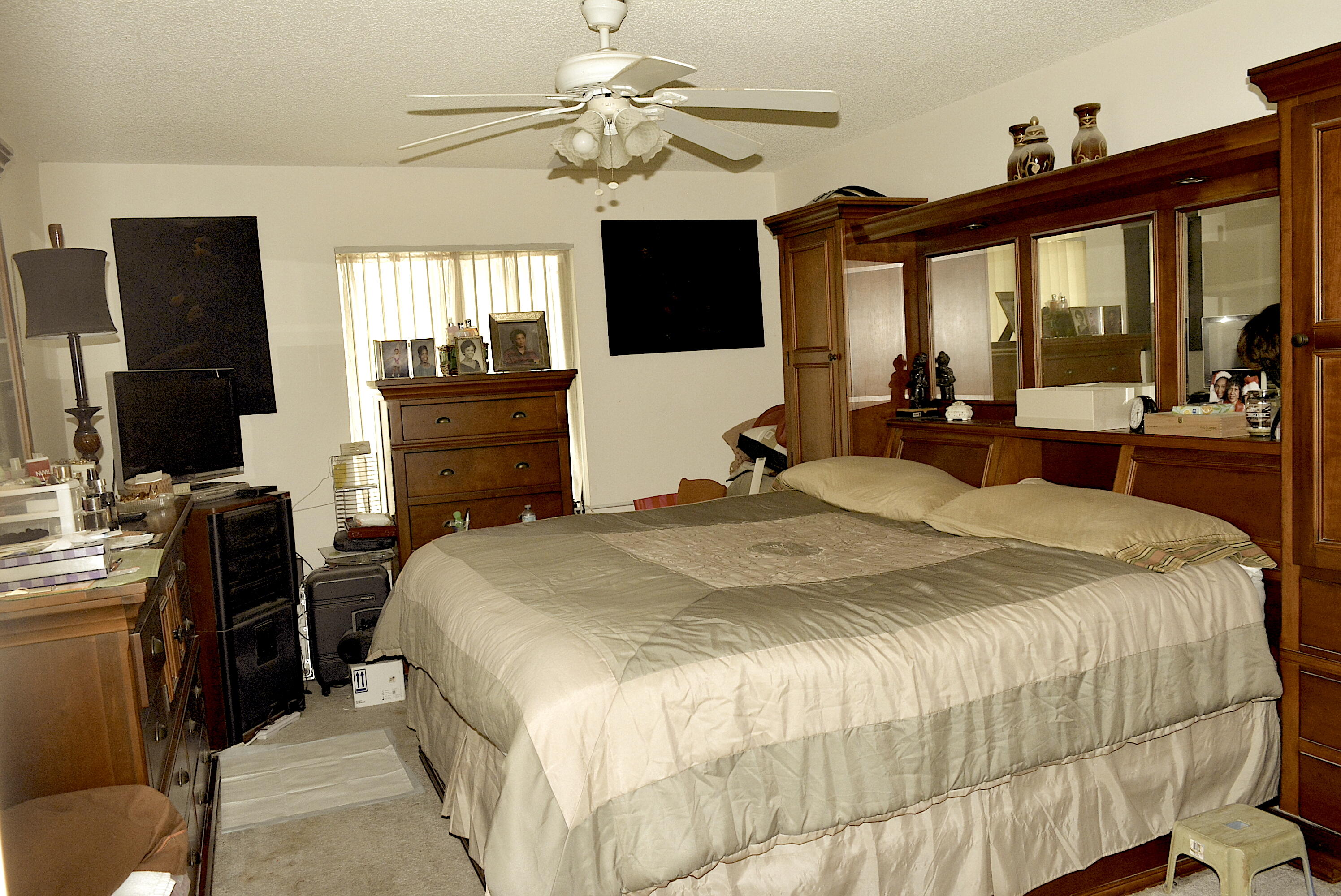PALM CLUB WEST VILLAGE 1 CONDO - Residential