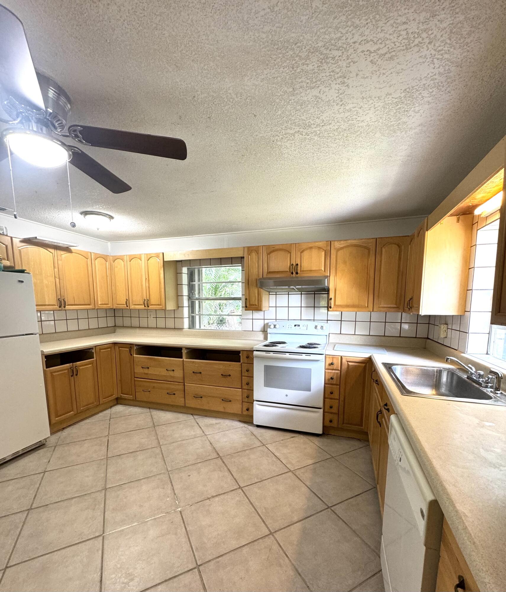 WESTWOOD MANOR SUBDIVISION - Residential