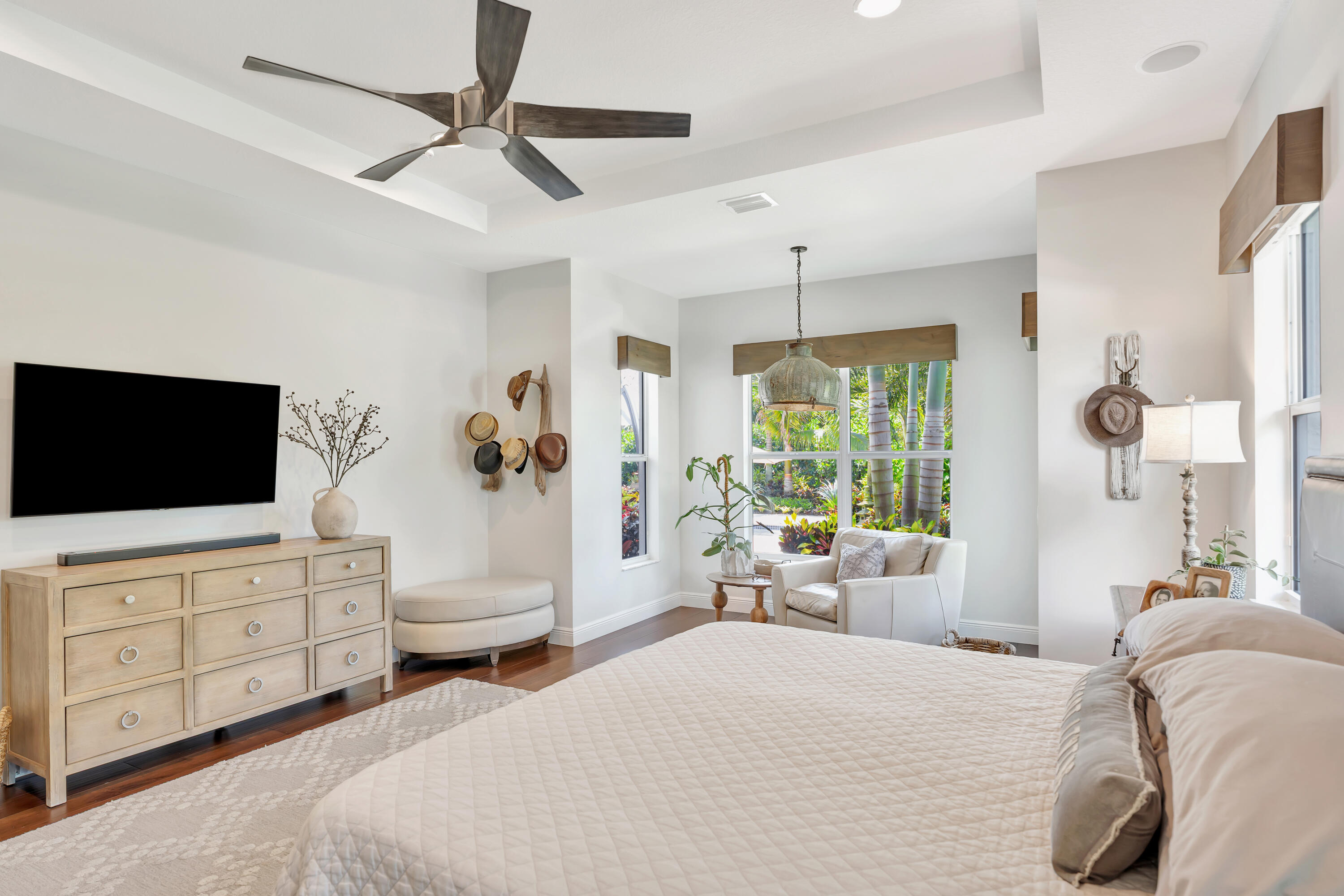 Palm Beach Country Estates - Residential