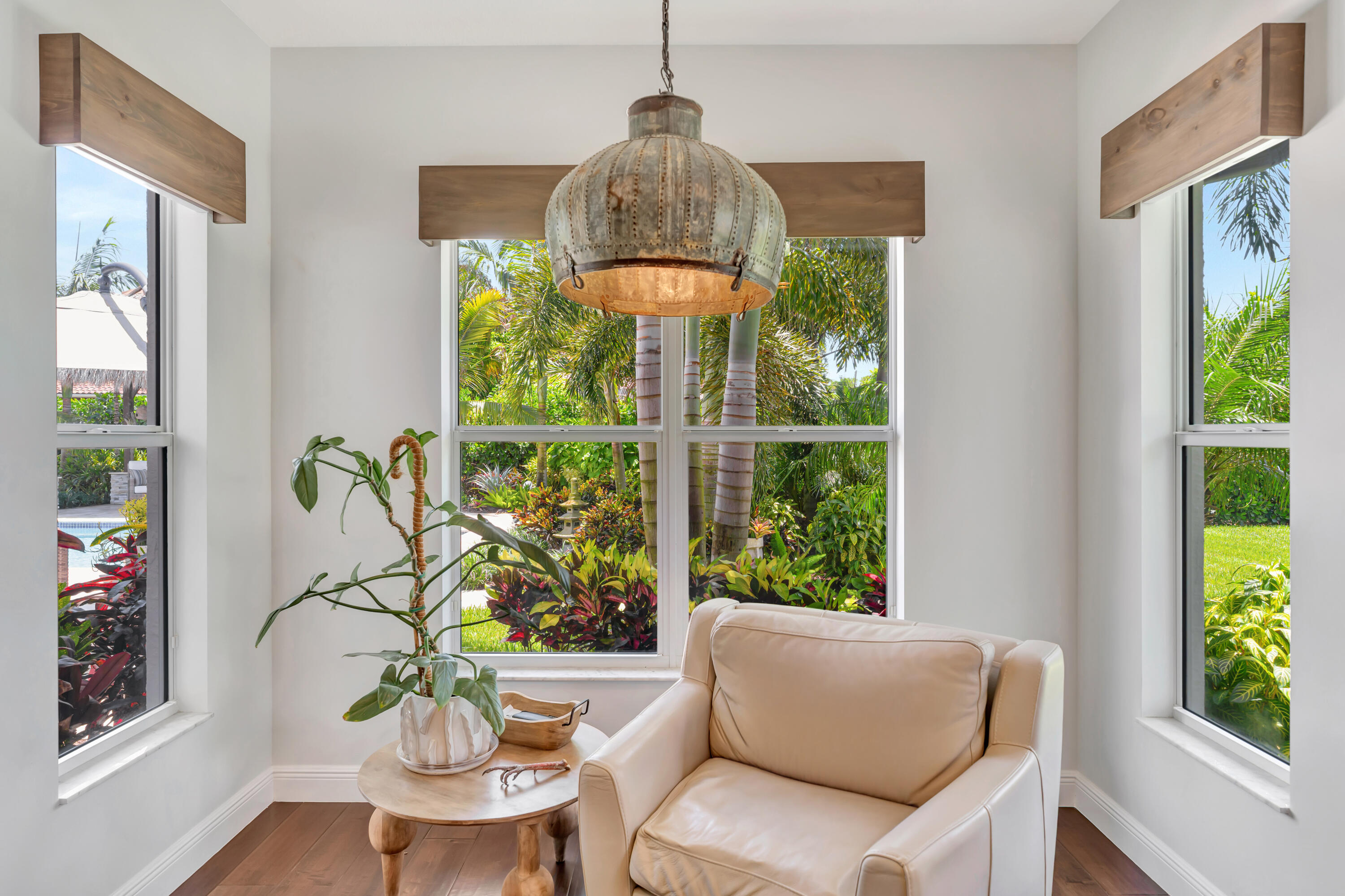 Palm Beach Country Estates - Residential