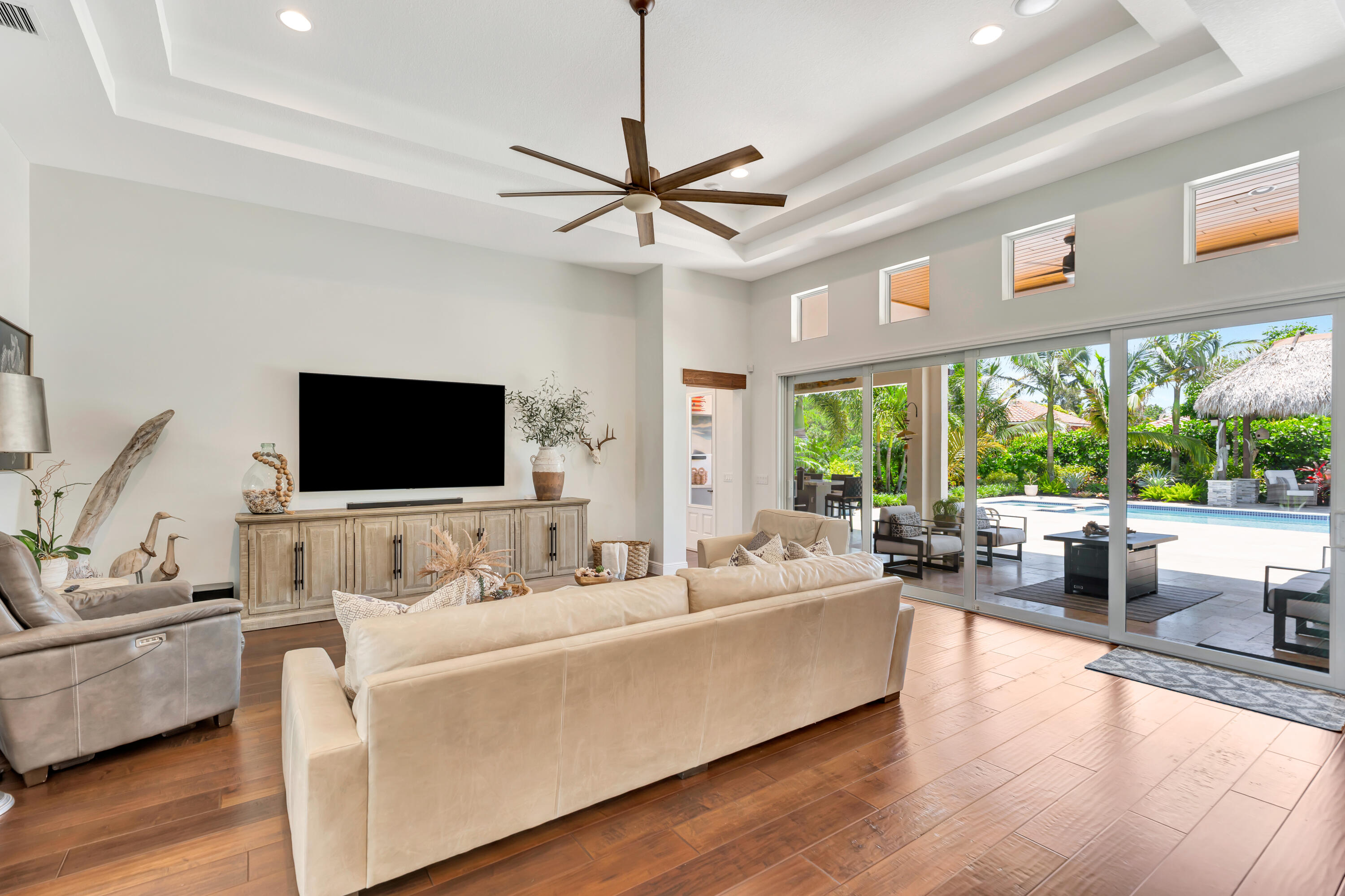 Palm Beach Country Estates - Residential
