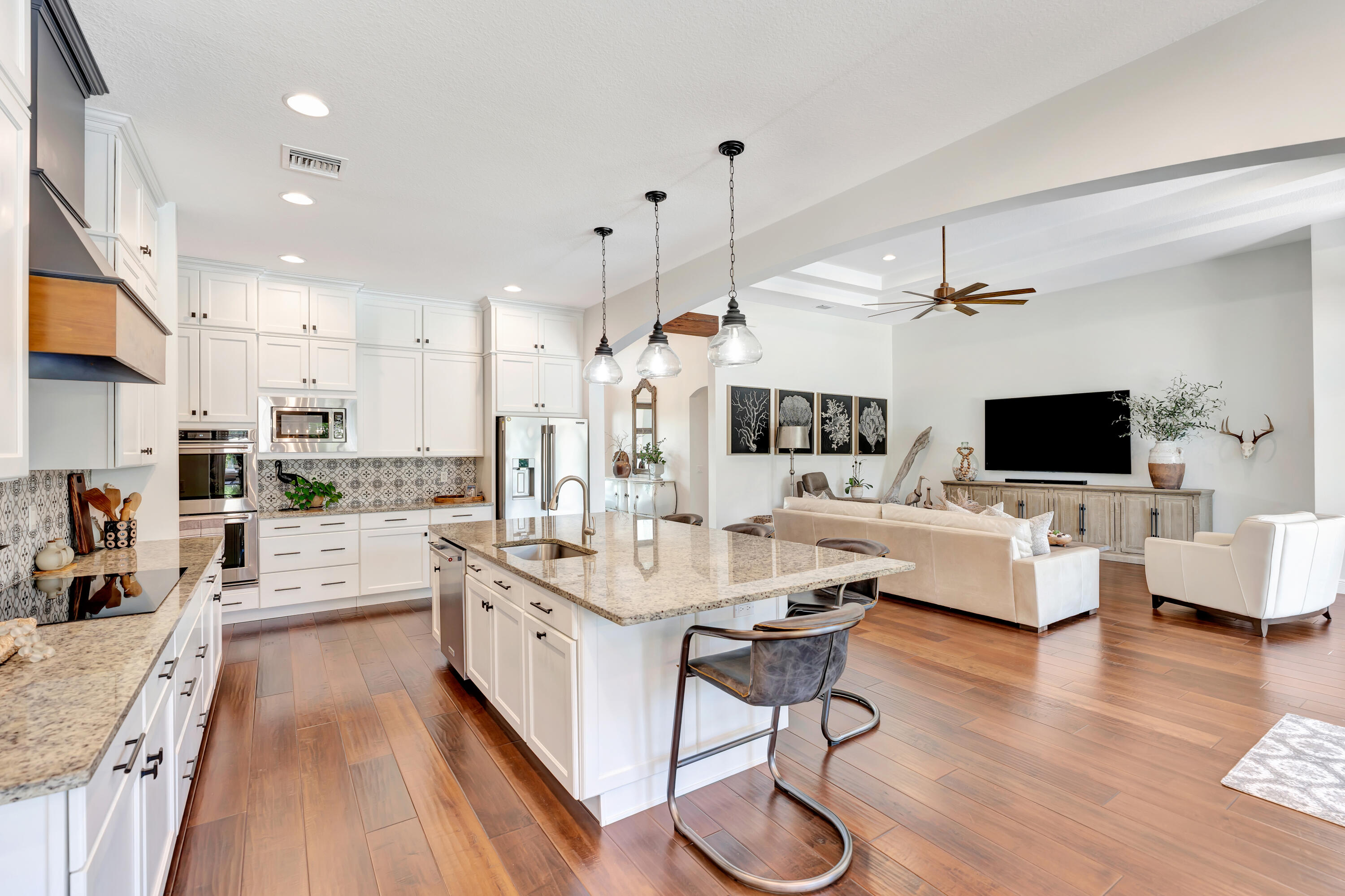 Palm Beach Country Estates - Residential