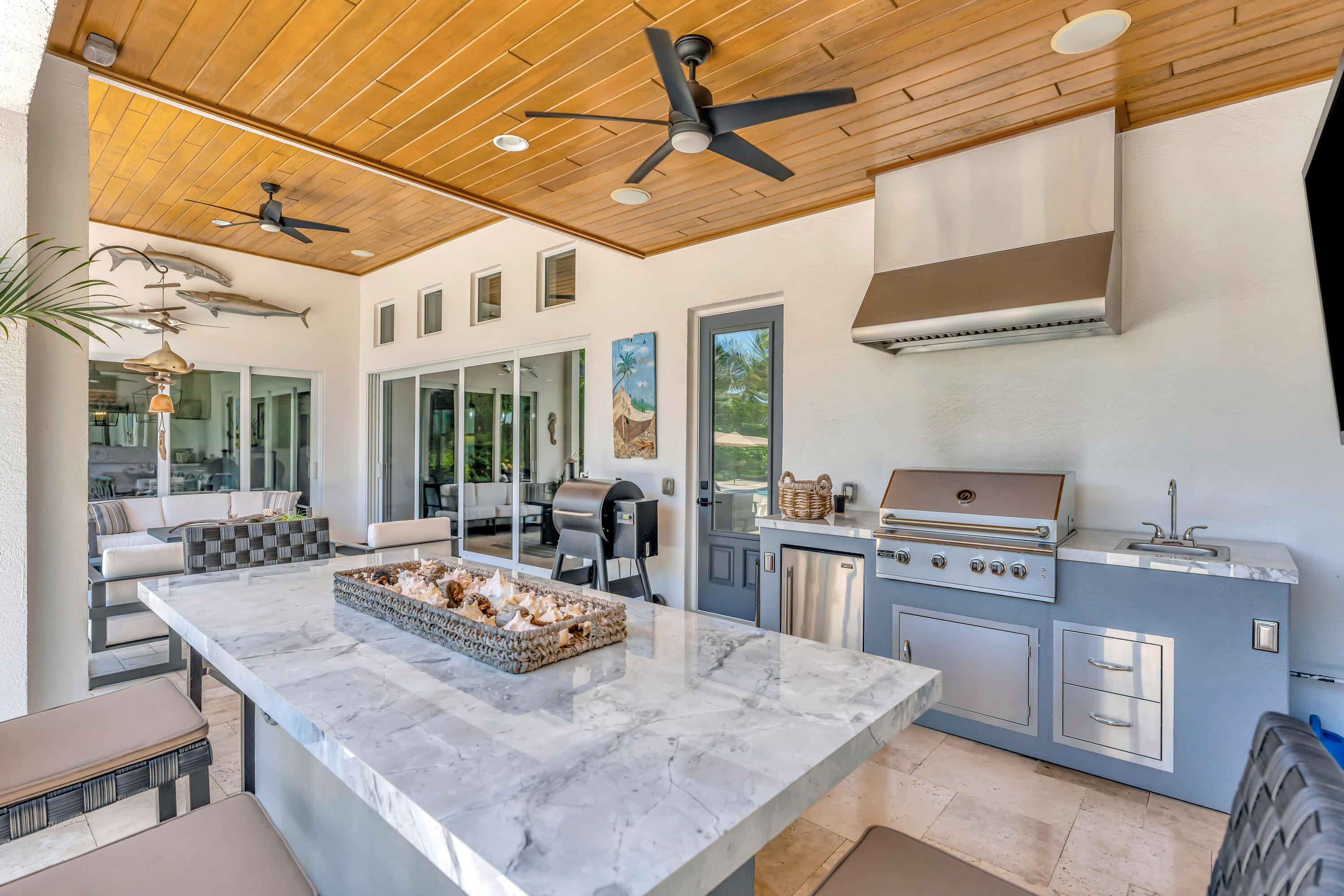 Palm Beach Country Estates - Residential