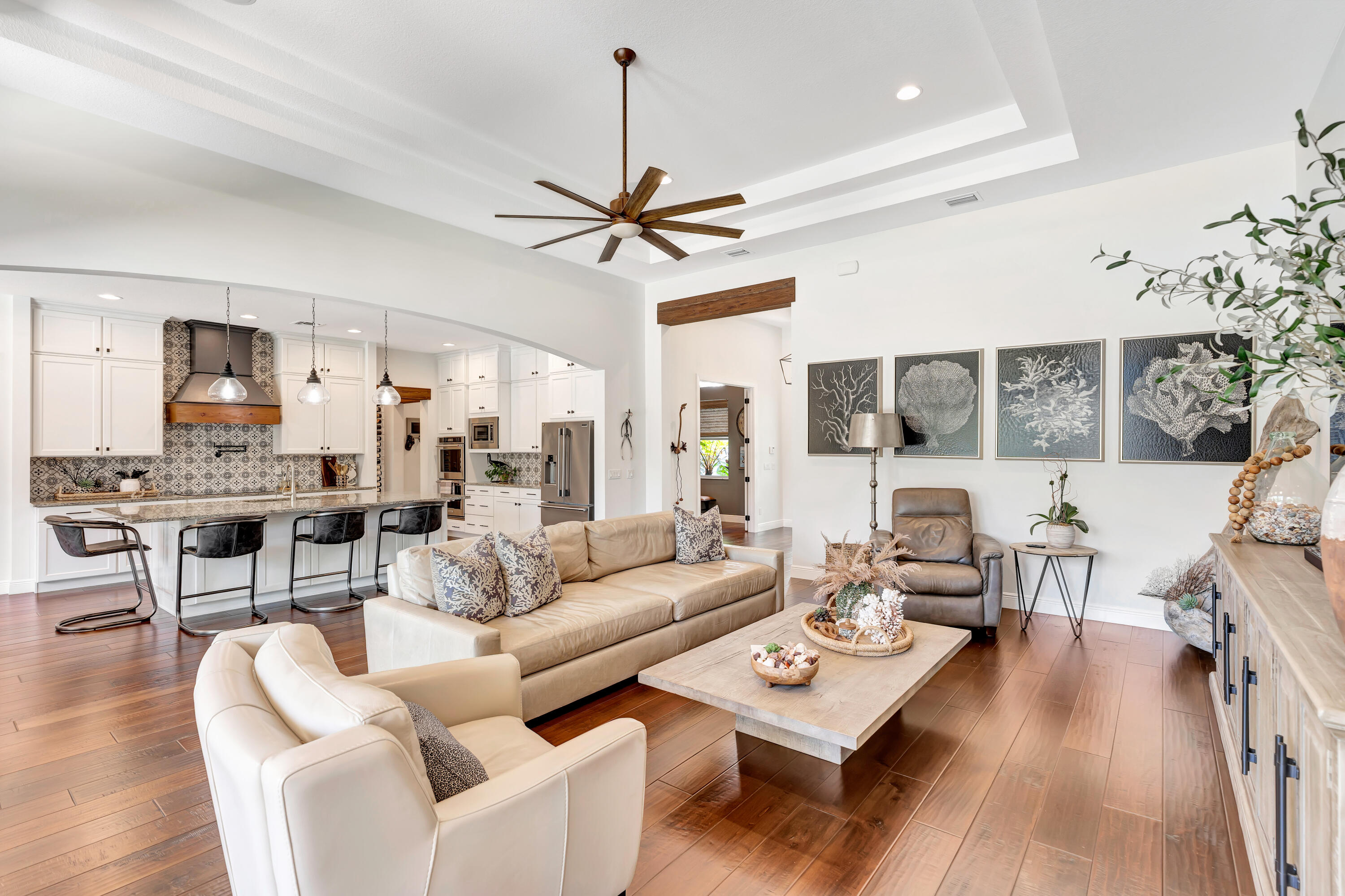 Palm Beach Country Estates - Residential
