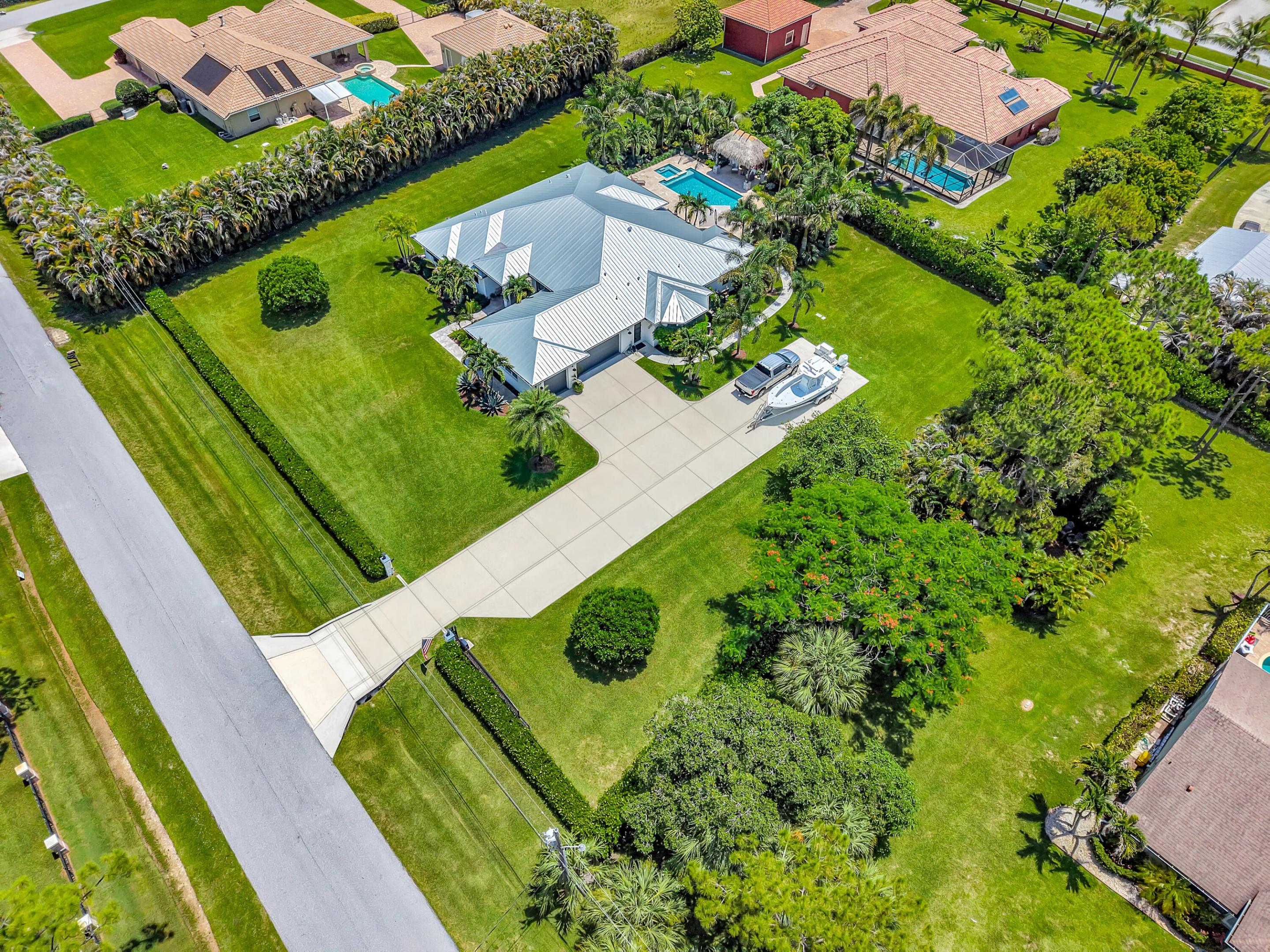 Palm Beach Country Estates - Residential