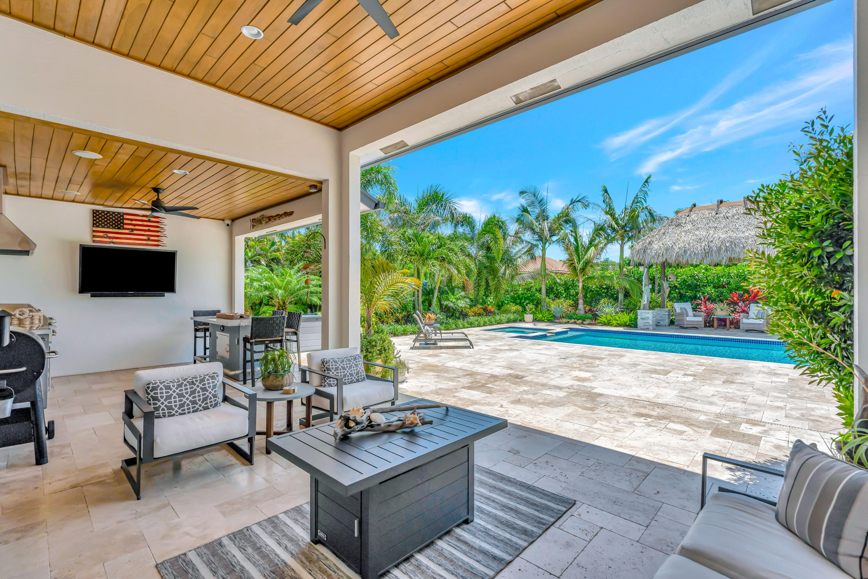 Palm Beach Country Estates - Residential