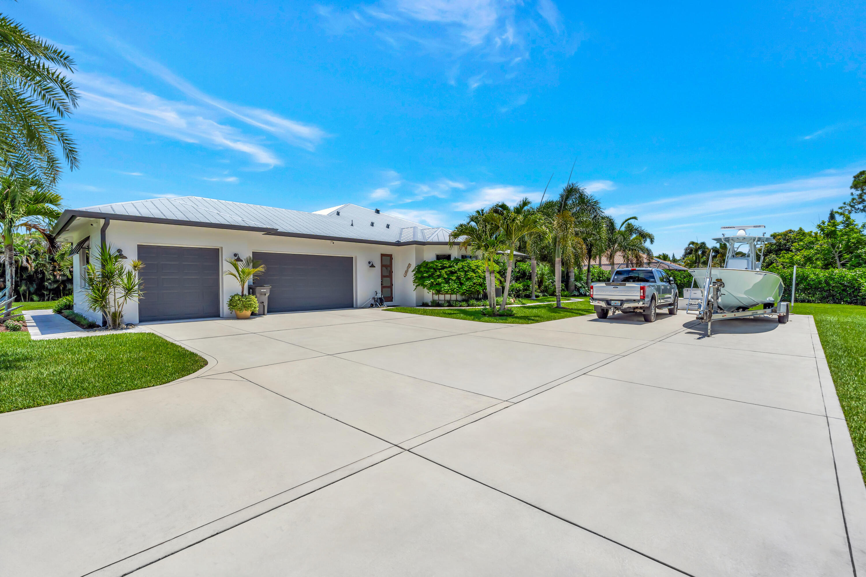 Palm Beach Country Estates - Residential