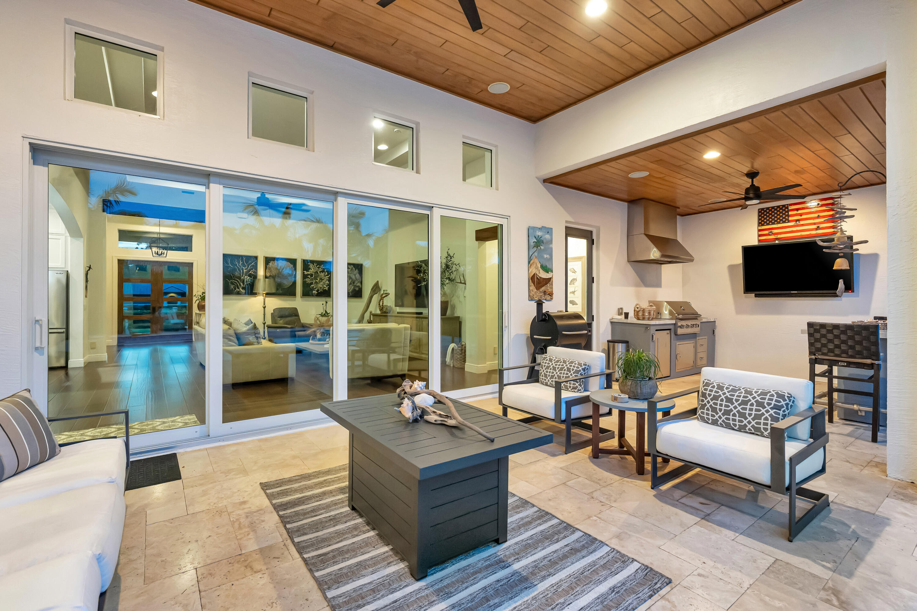 Palm Beach Country Estates - Residential