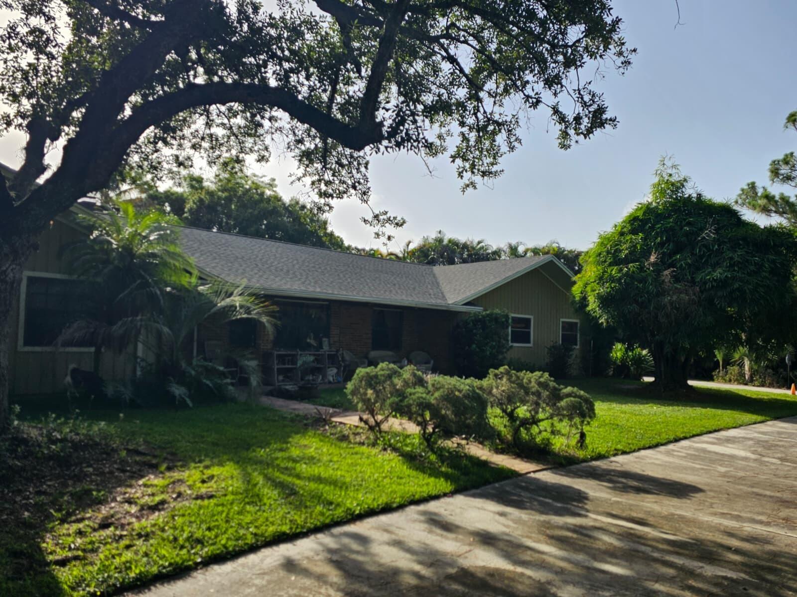 PALM BEACH COUNTRY ESTATES - Residential