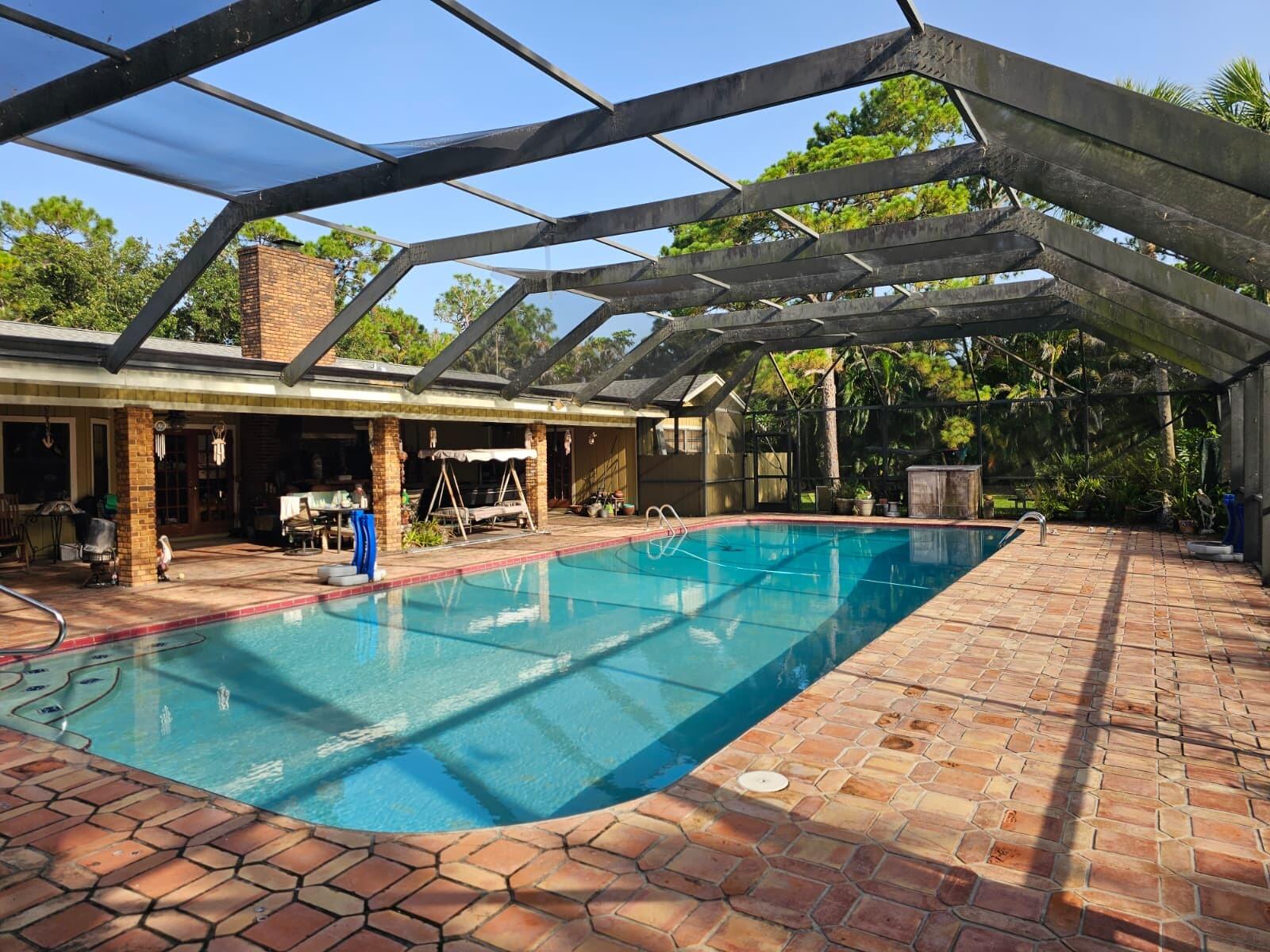 PALM BEACH COUNTRY ESTATES - Residential