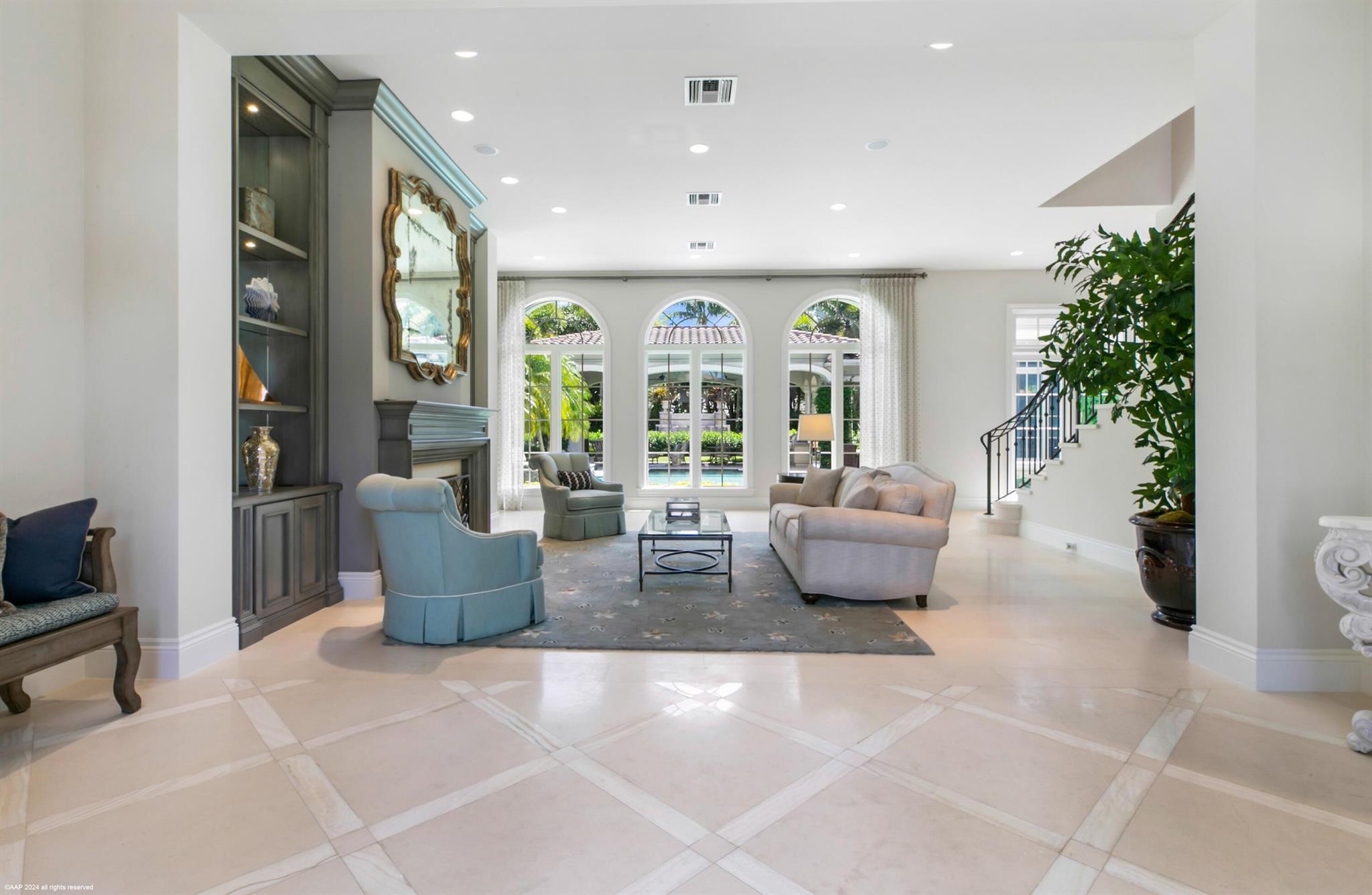 OLD PALM - Residential