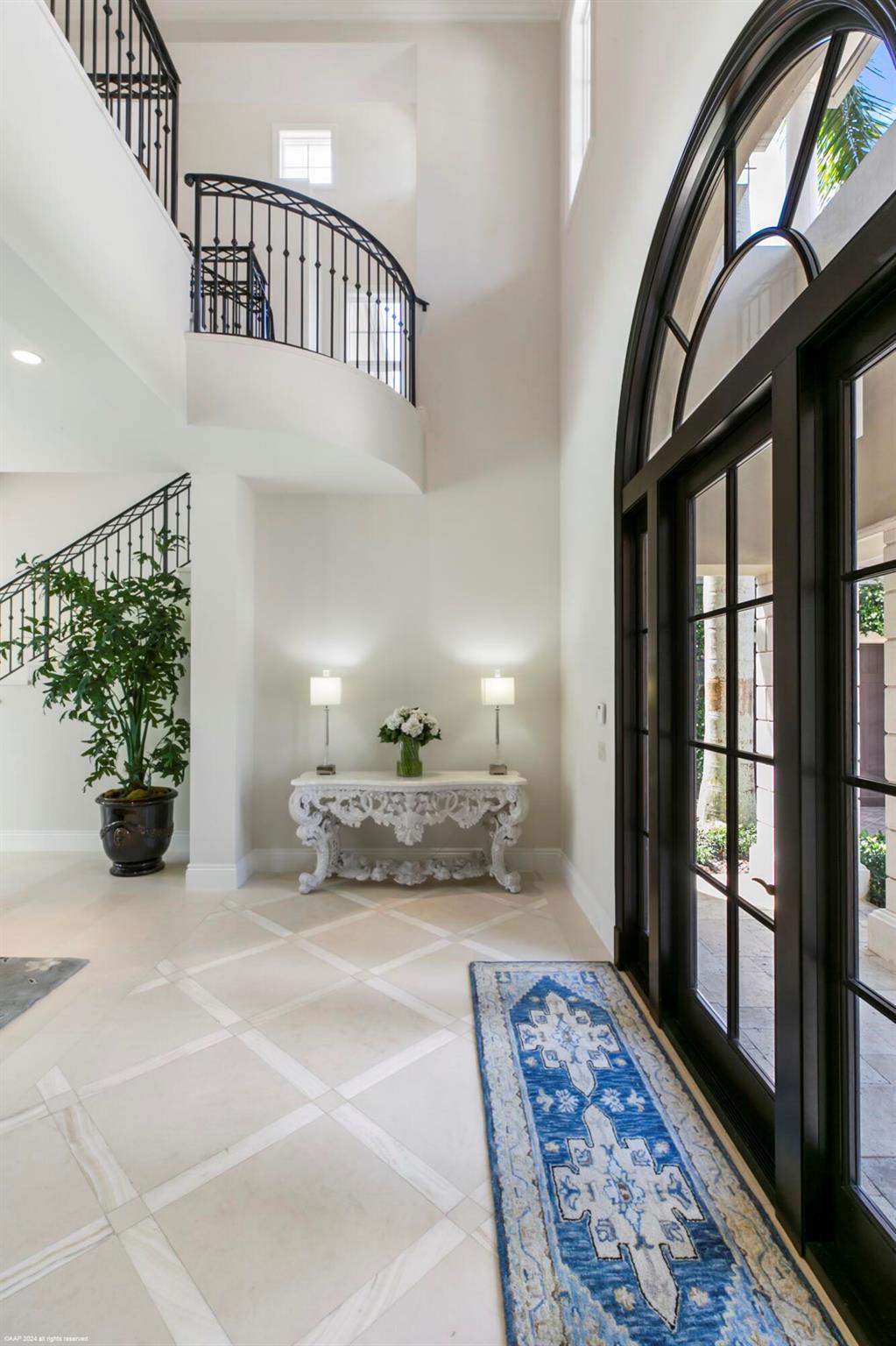 OLD PALM - Residential