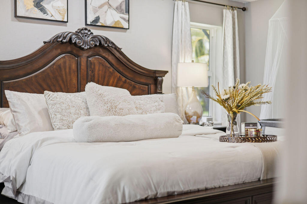 CORAL SPRINGS COUNTRY CLUB - Residential