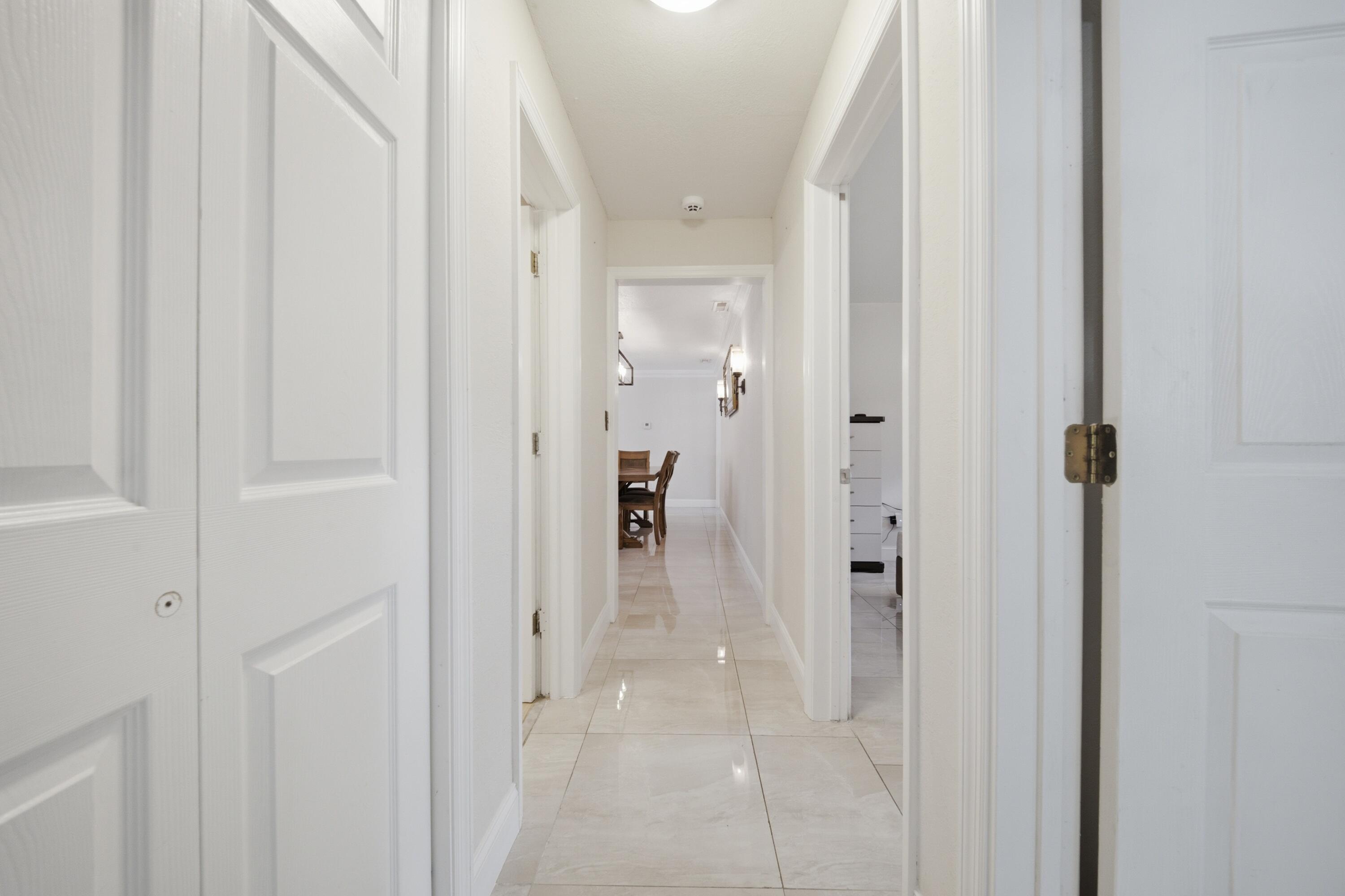 CORAL SPRINGS COUNTRY CLUB - Residential
