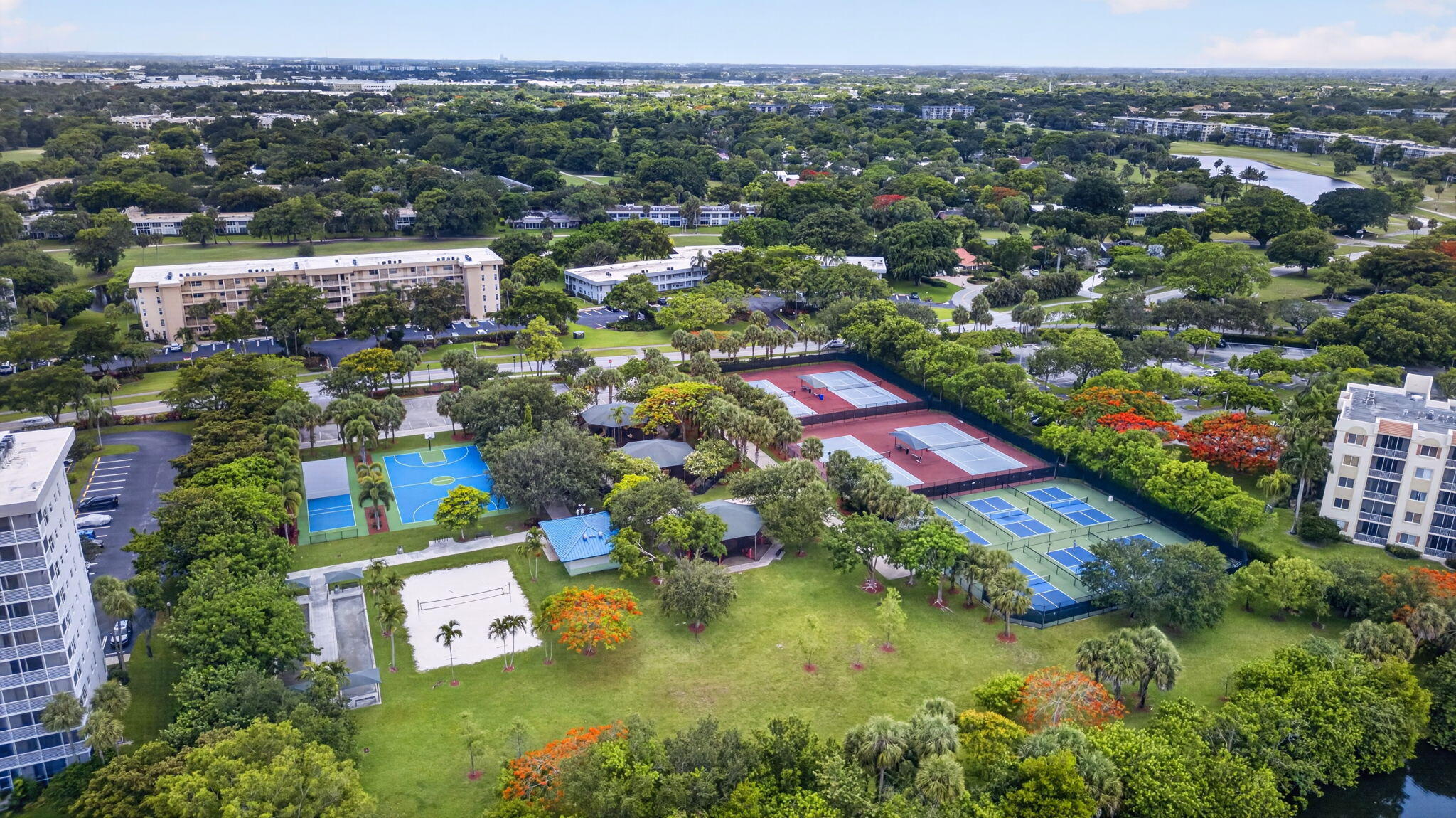 NO 78 PALM-AIRE COUNTRY CLUB - Residential