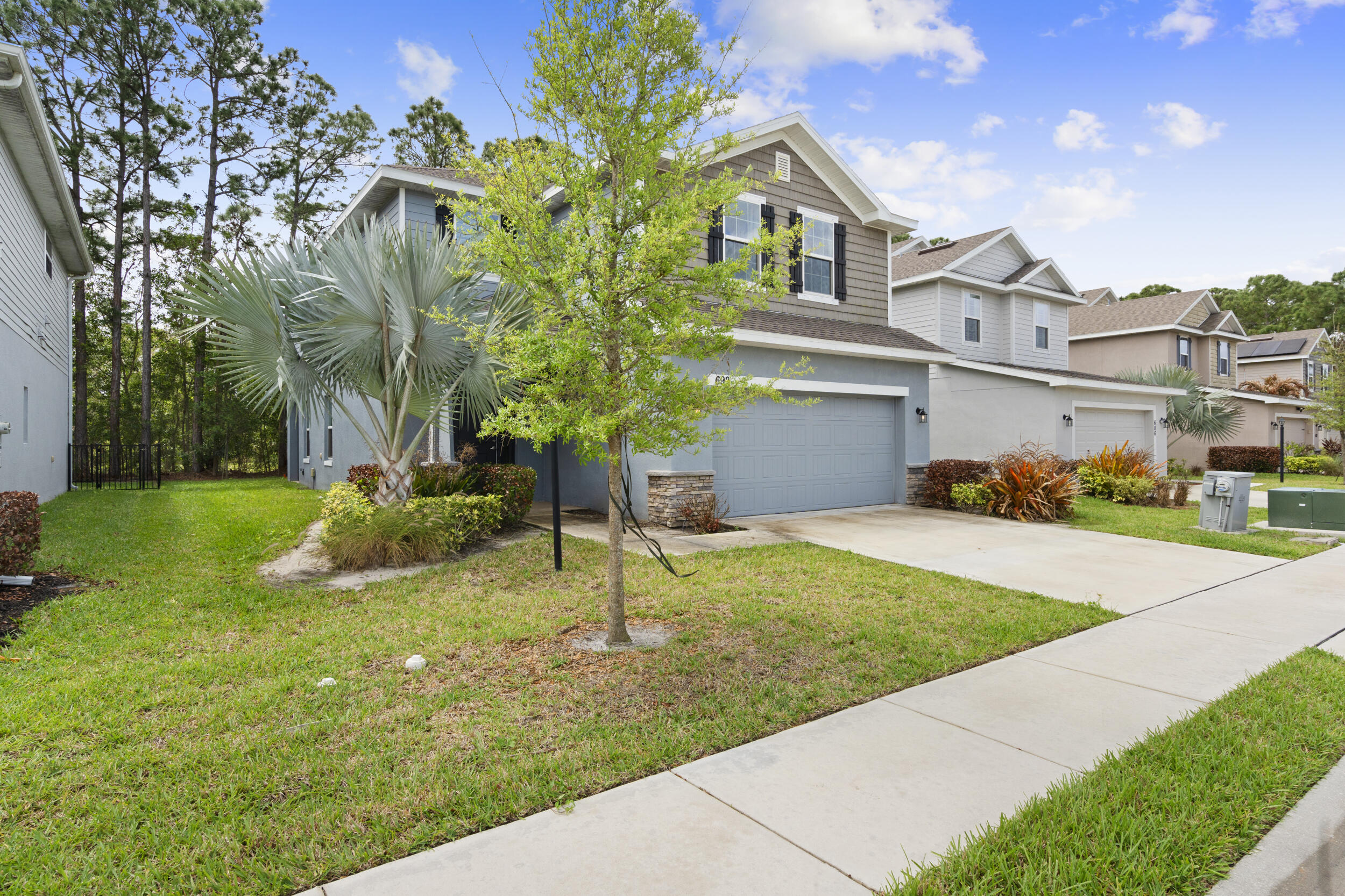 RIVER PLACE ON THE ST LUCIE NO 10 1ST REPLAT - Residential