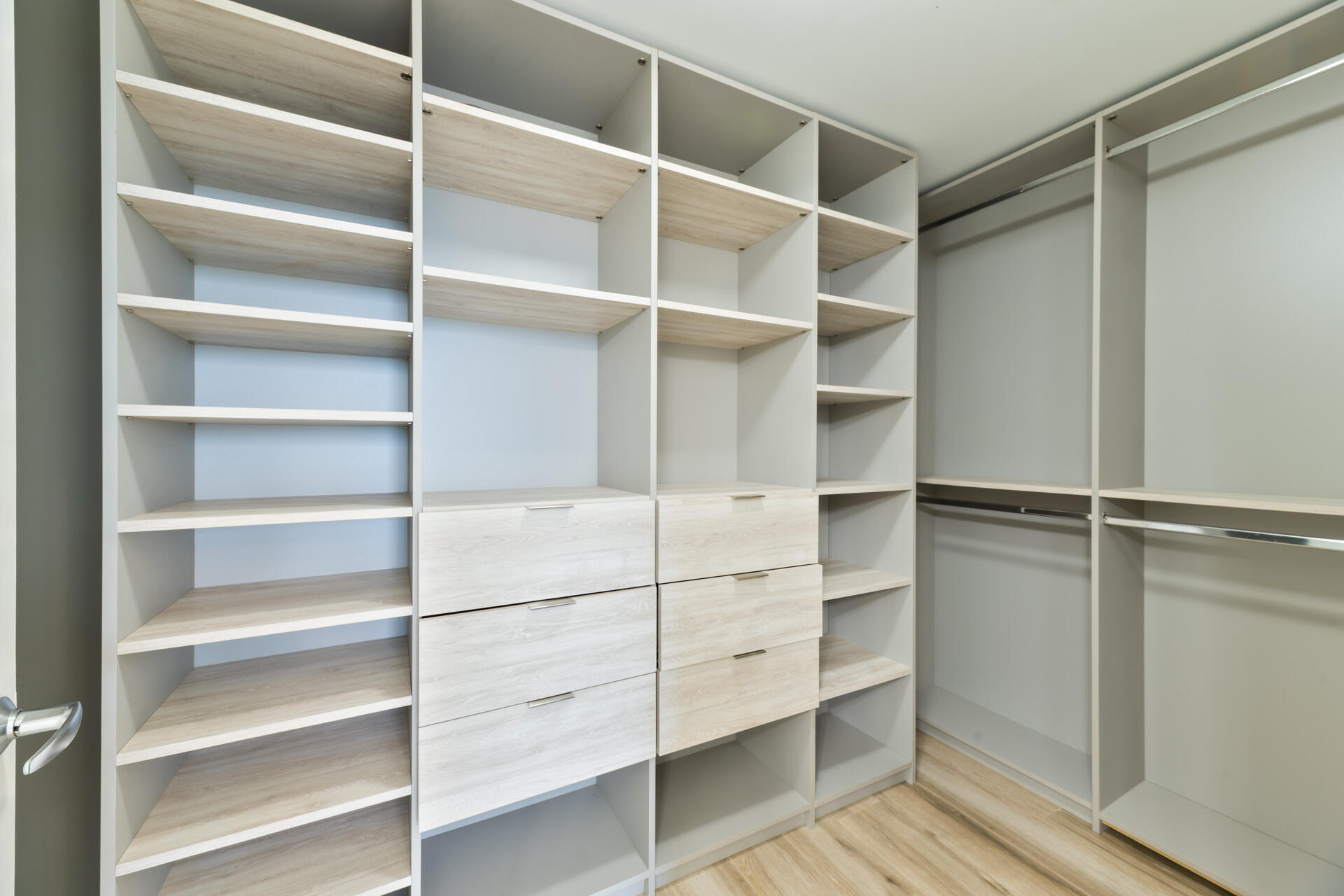 THE HARBOUR NORTH CONDO - Residential Lease