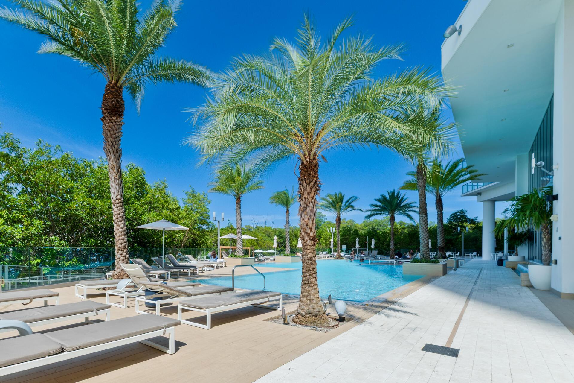 THE HARBOUR NORTH CONDO - Residential Lease