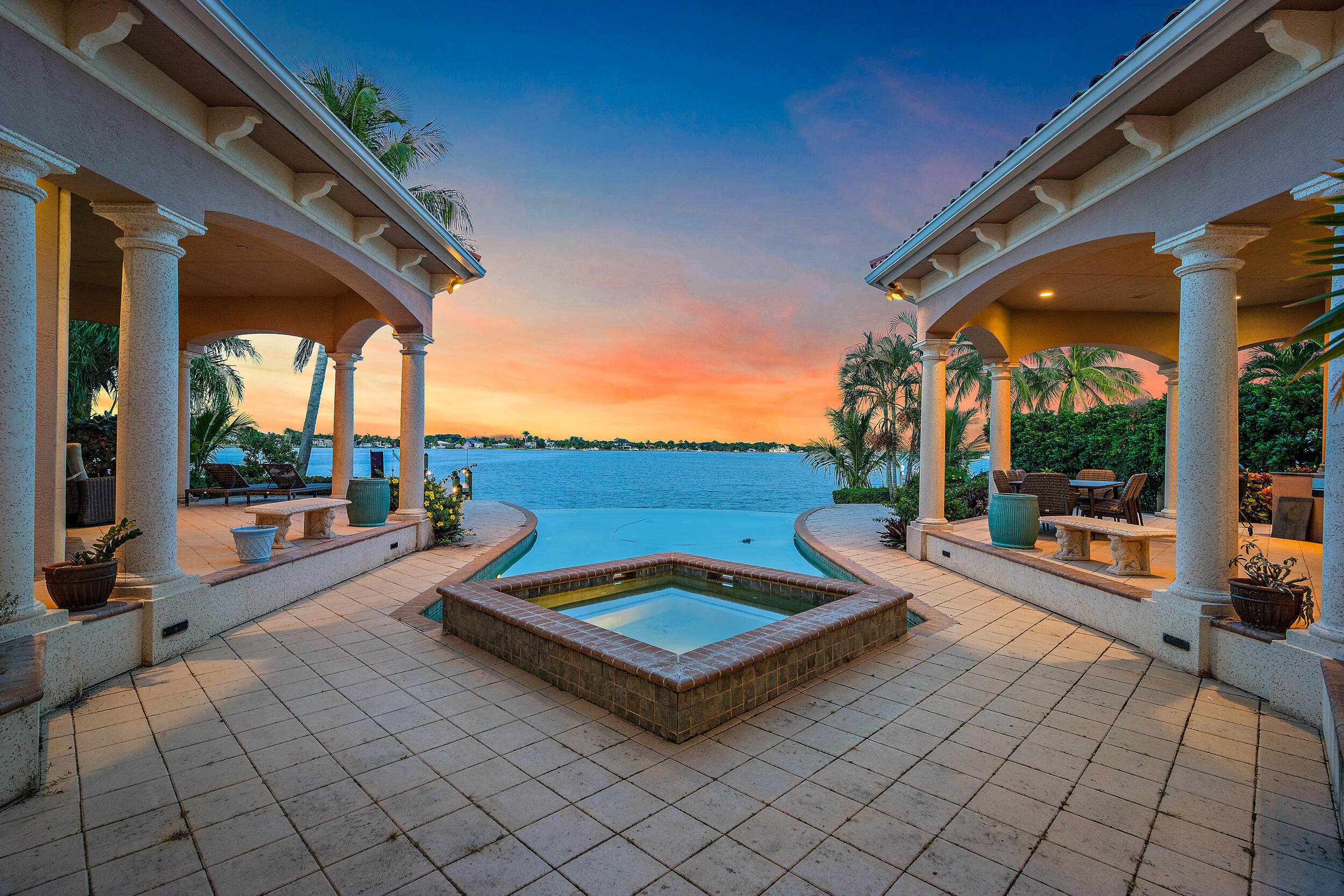 Loxahatchee River - Residential