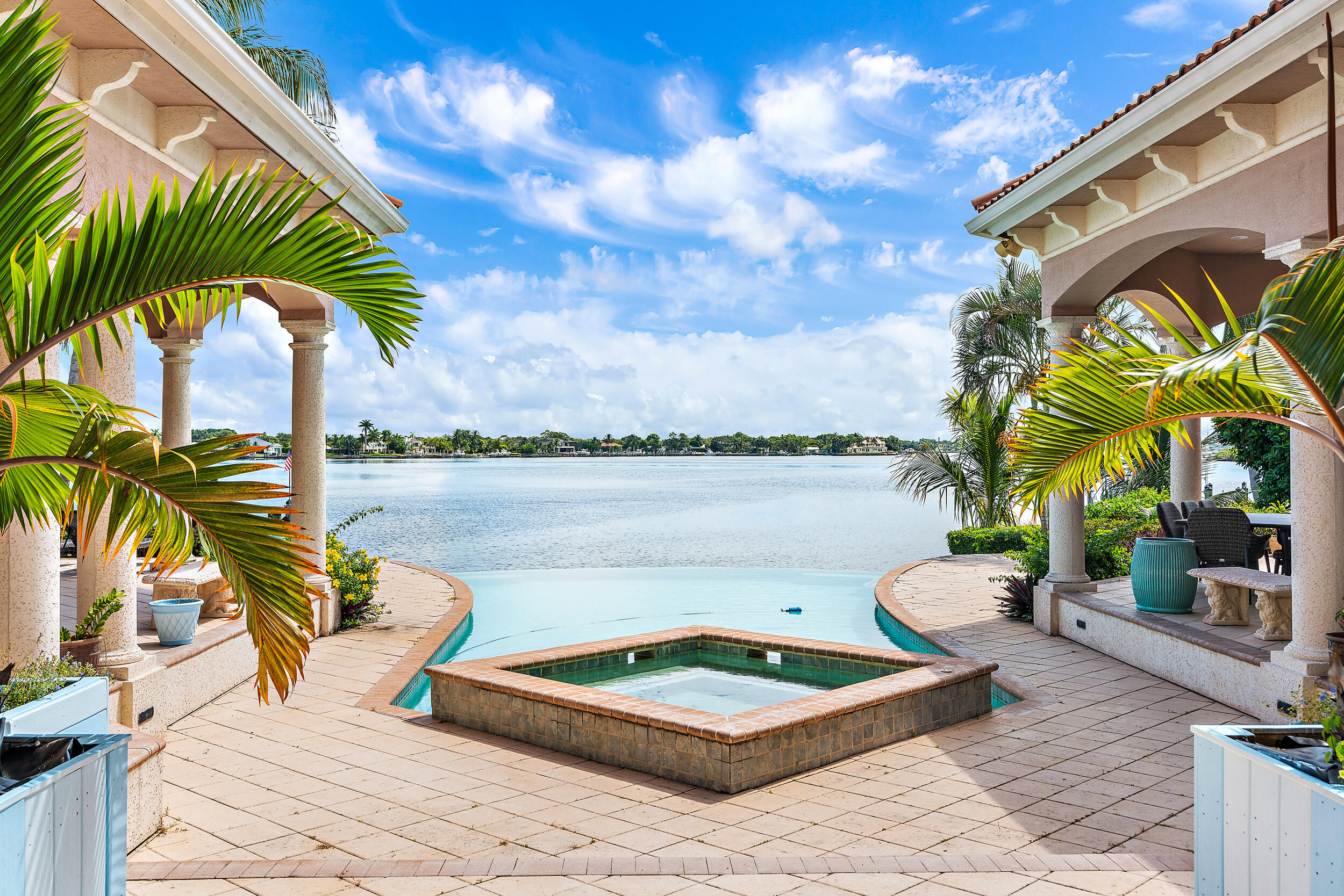 Loxahatchee River - Residential