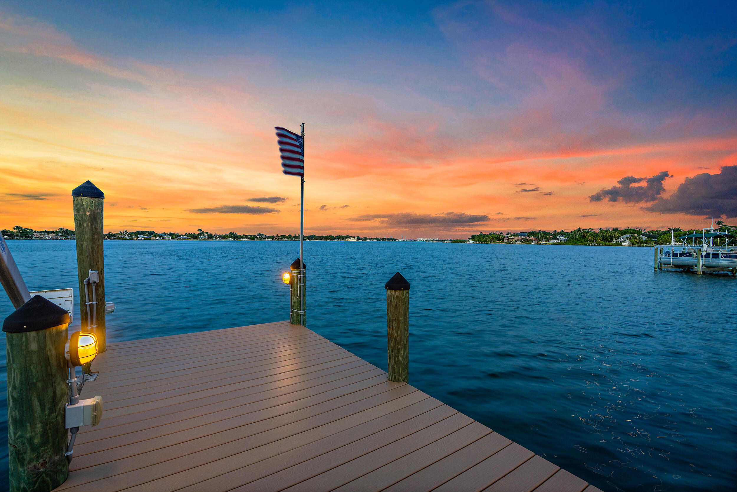 Loxahatchee River - Residential