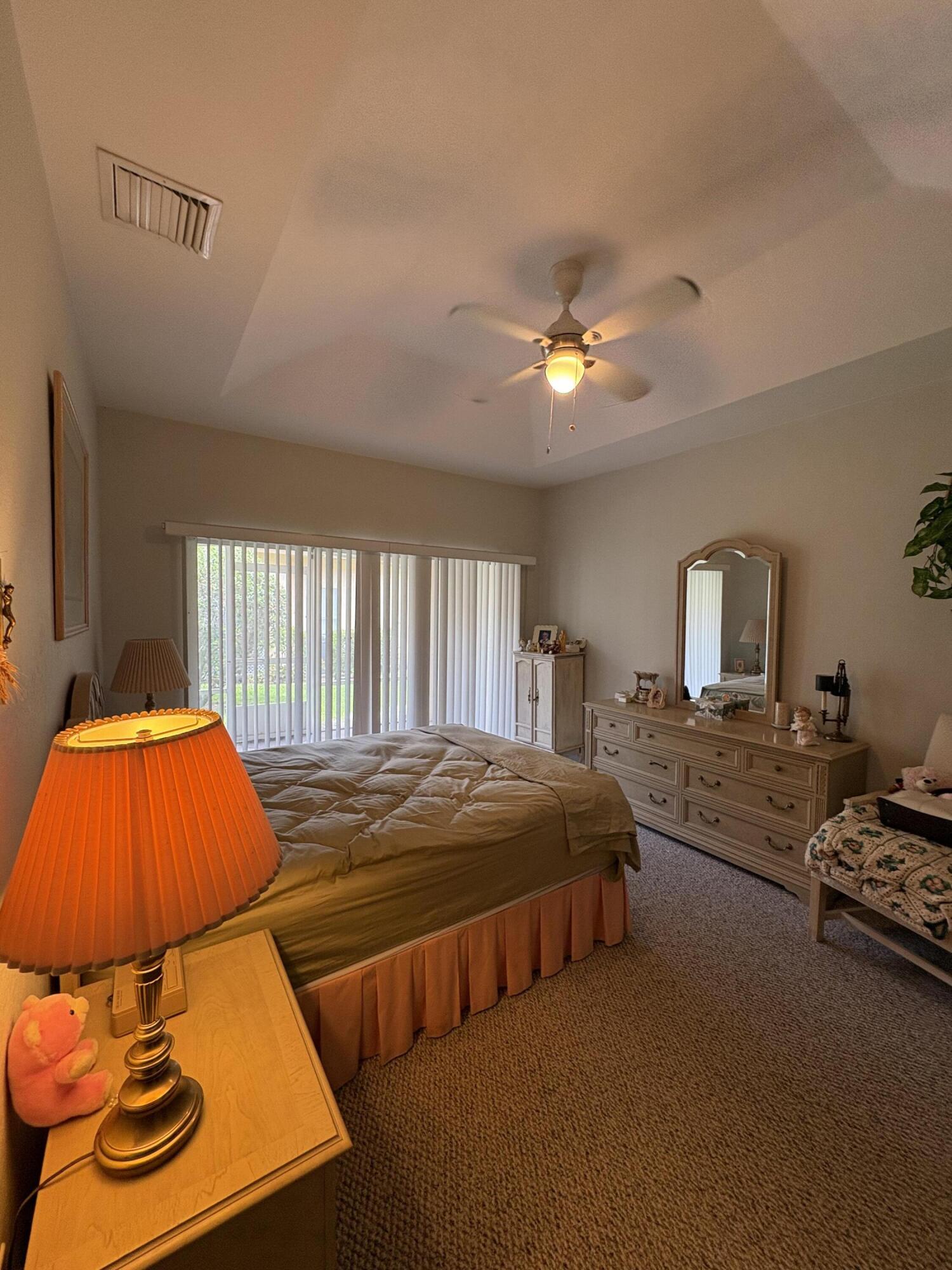 THE LAKES AT THE SAVANNAHS CONDOMINIUM - Residential Lease