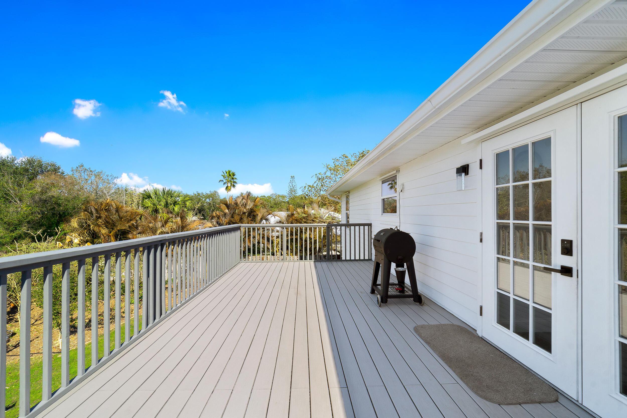 SEBASTIAN HIGHLANDS UNIT 8 - Residential