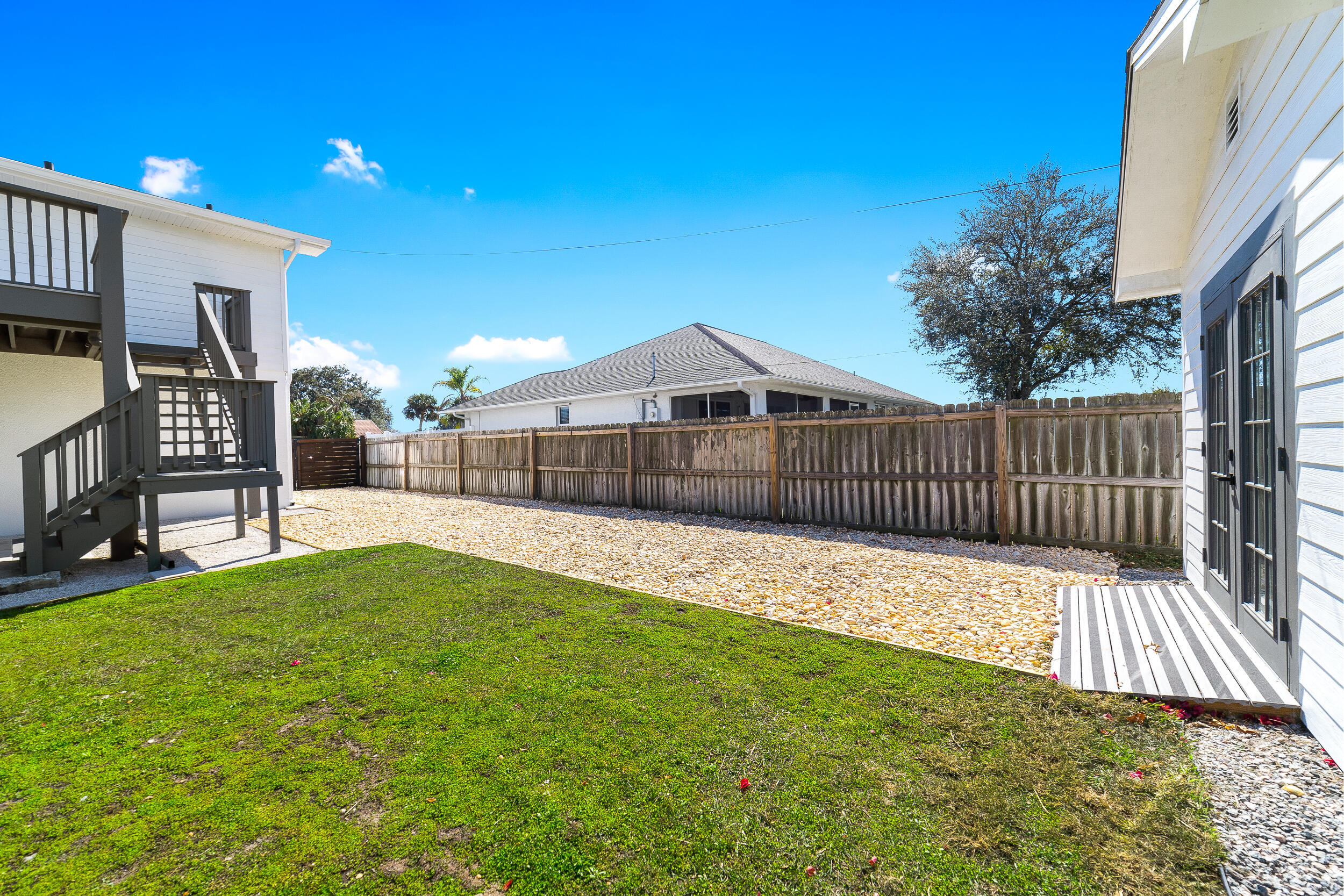 SEBASTIAN HIGHLANDS UNIT 8 - Residential