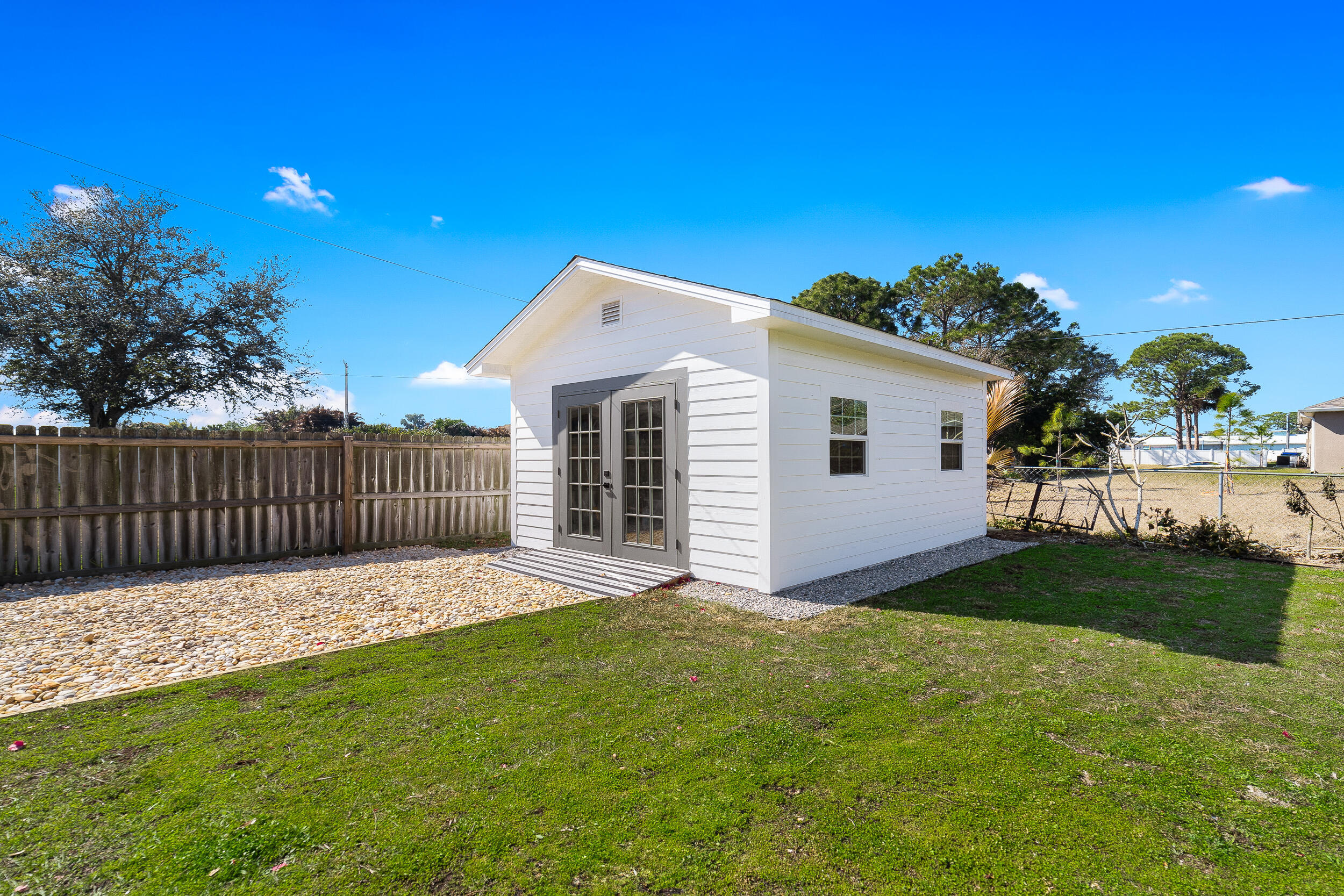 SEBASTIAN HIGHLANDS UNIT 8 - Residential