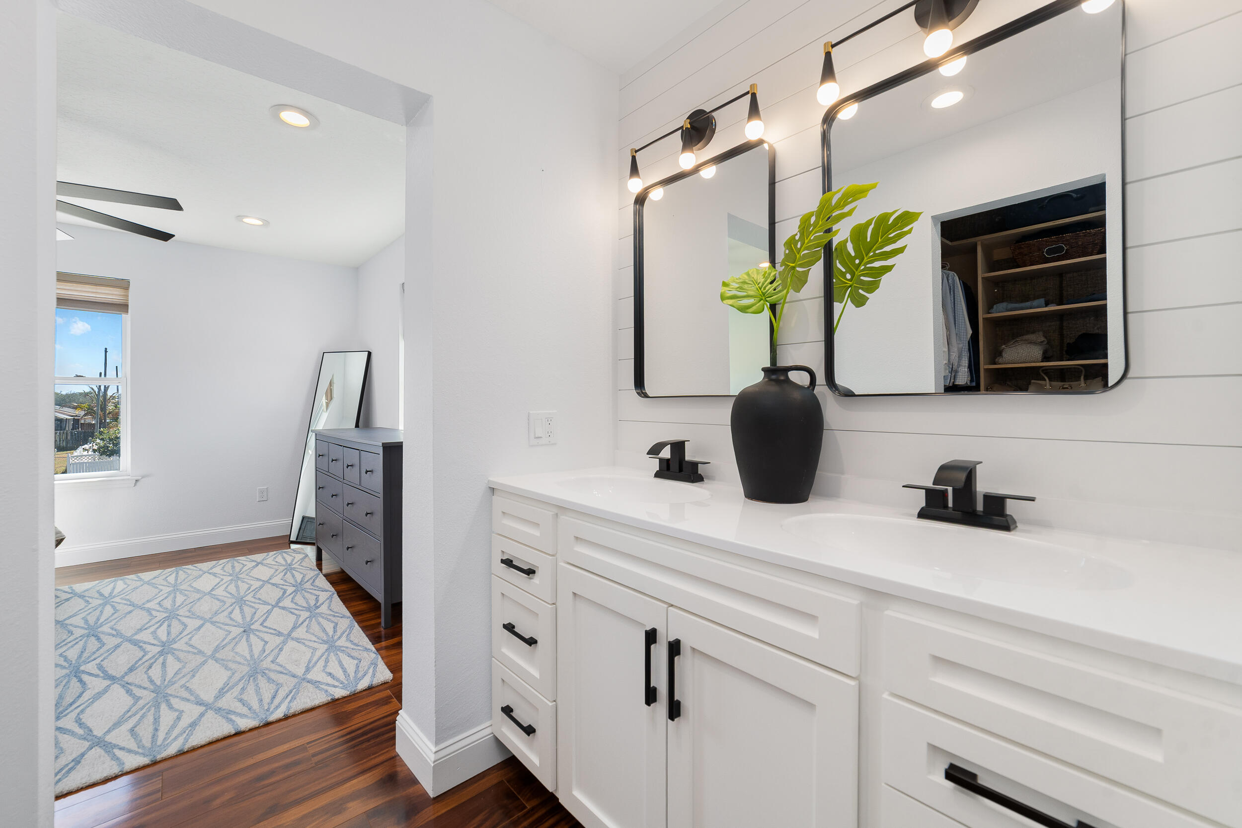 SEBASTIAN HIGHLANDS UNIT 8 - Residential