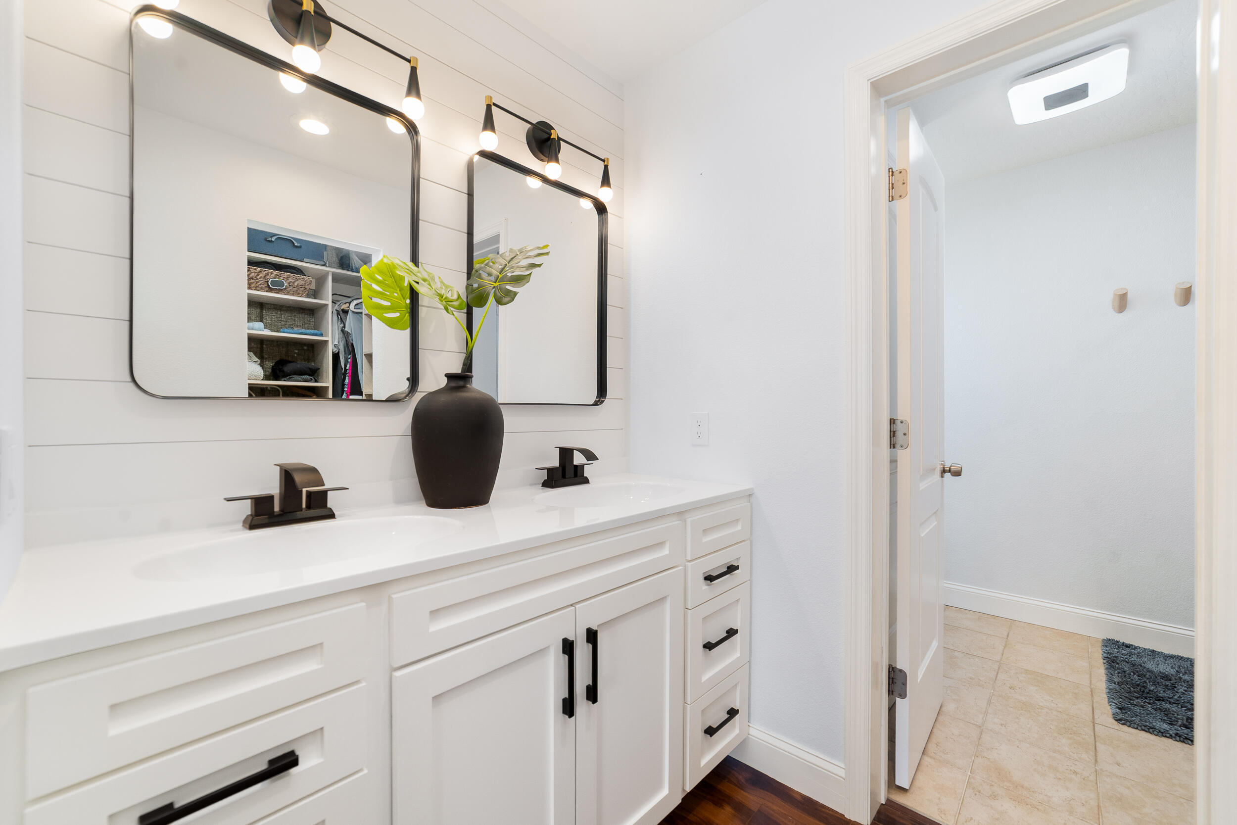 SEBASTIAN HIGHLANDS UNIT 8 - Residential